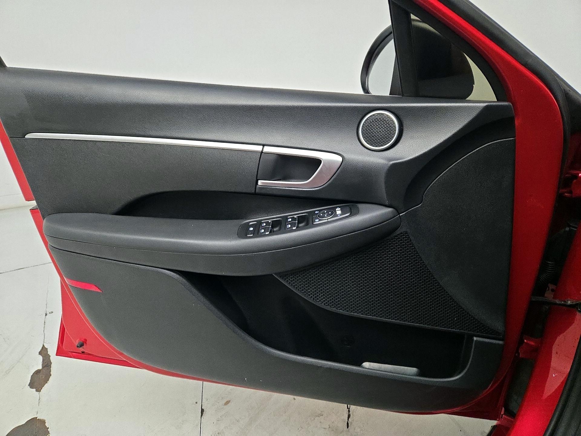 Thumbnail: 2021 Hyundai Sonata - 12