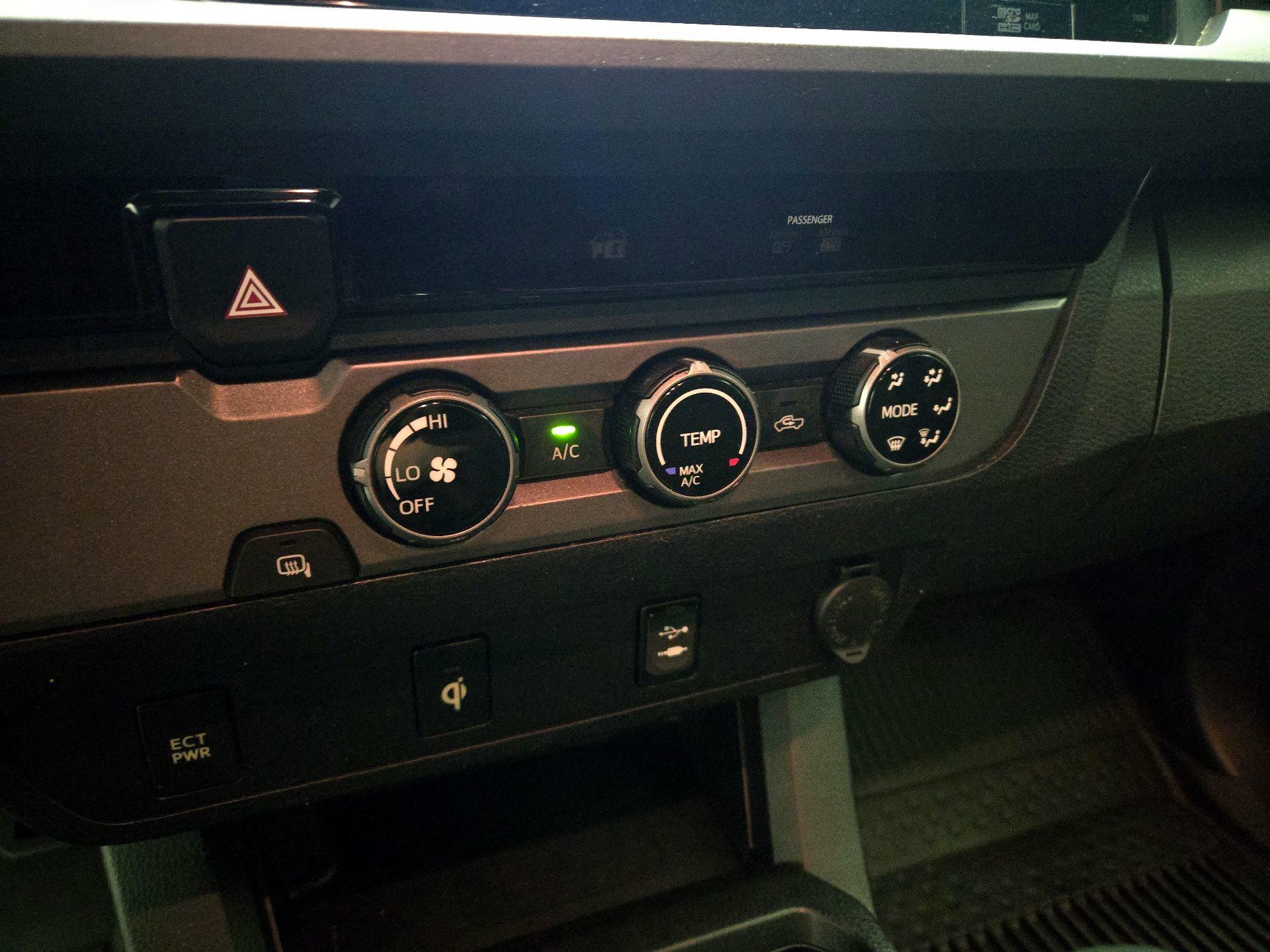 Thumbnail: 2017 Toyota Tacoma - 17