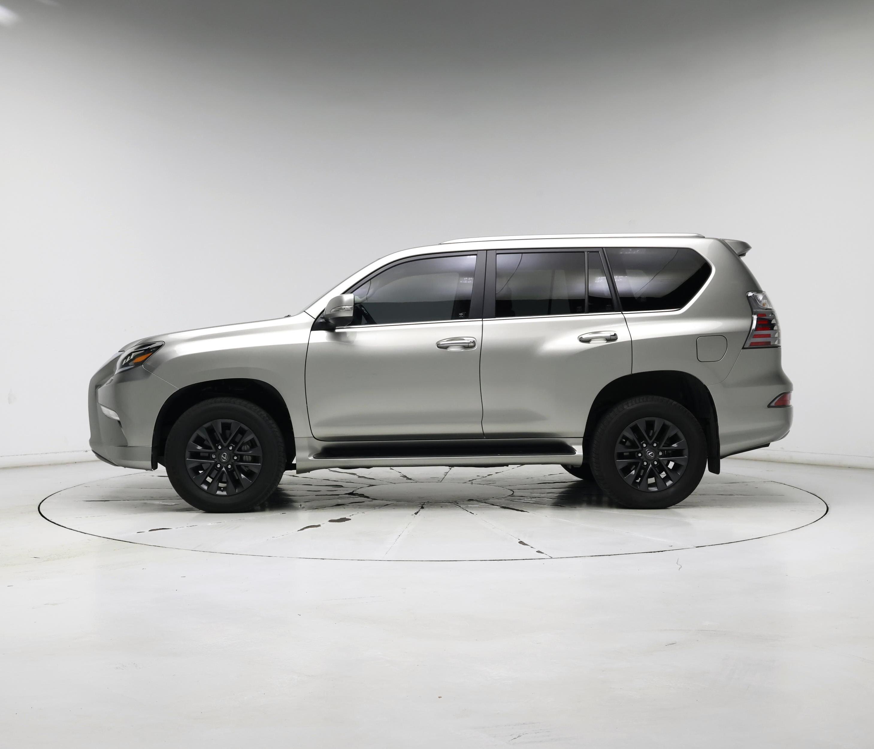 Thumbnail: 2022 Lexus GX - 3