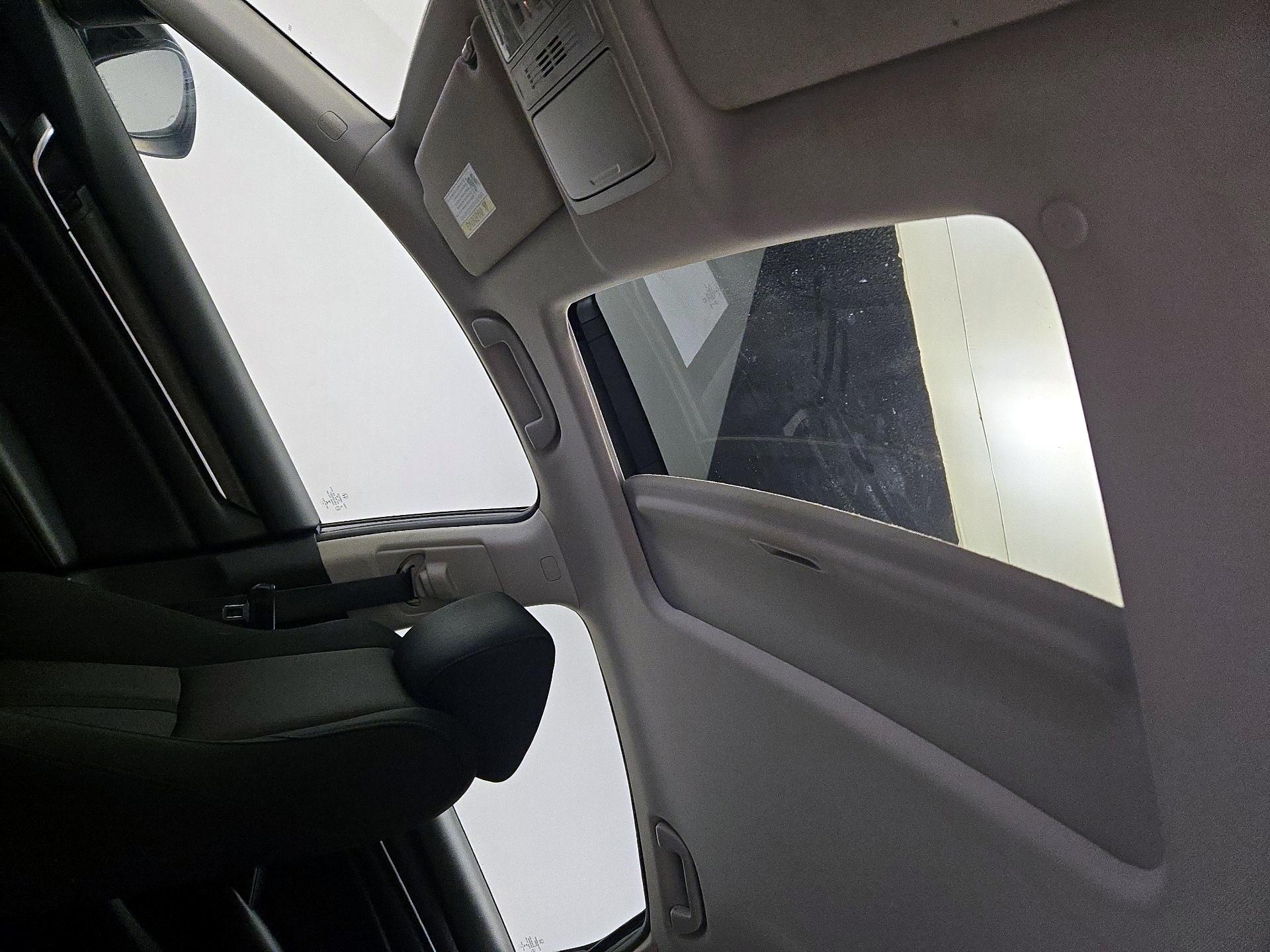 Thumbnail: 2019 Honda Accord - 19