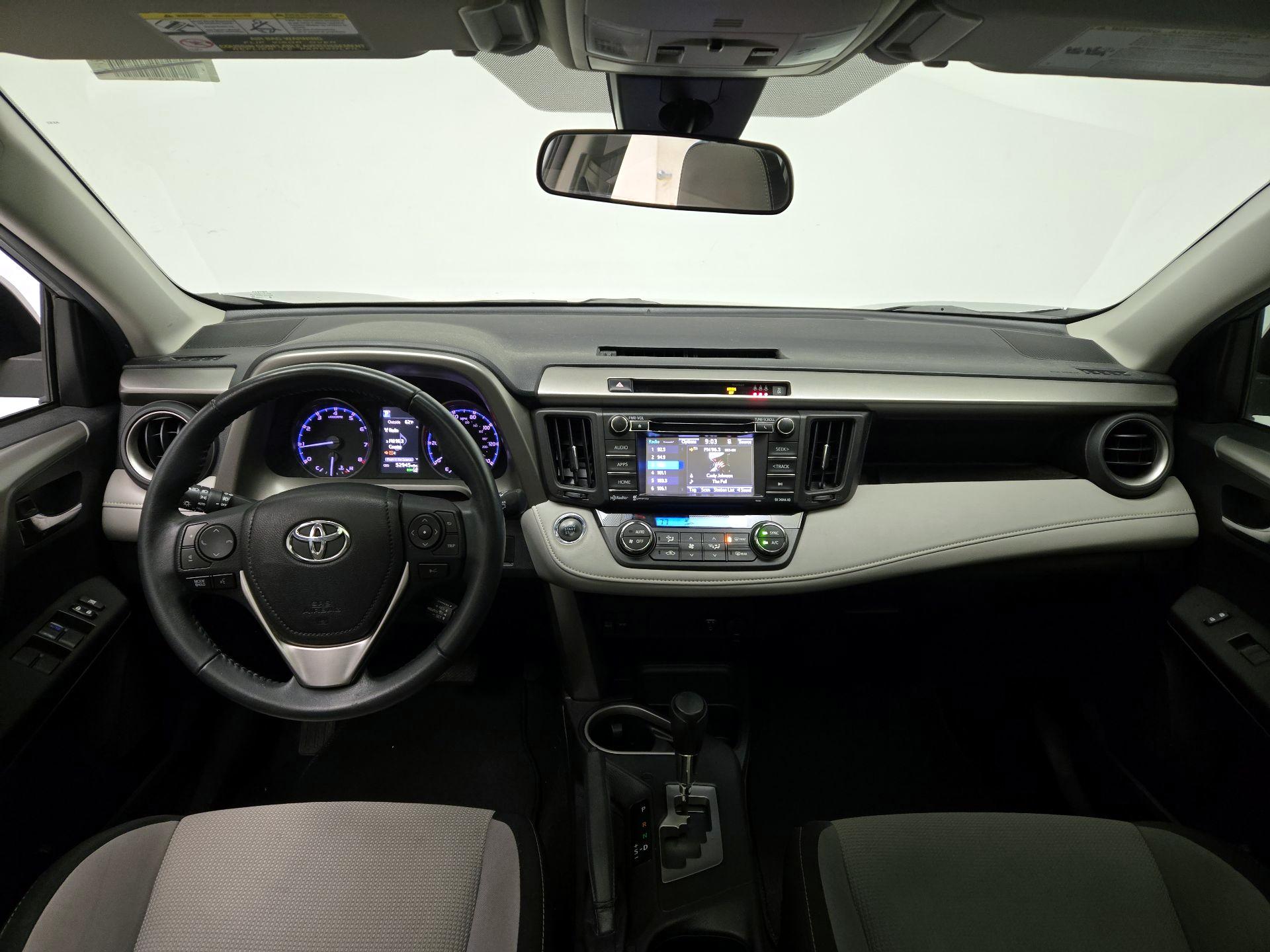 Thumbnail: 2018 Toyota RAV4 - 9