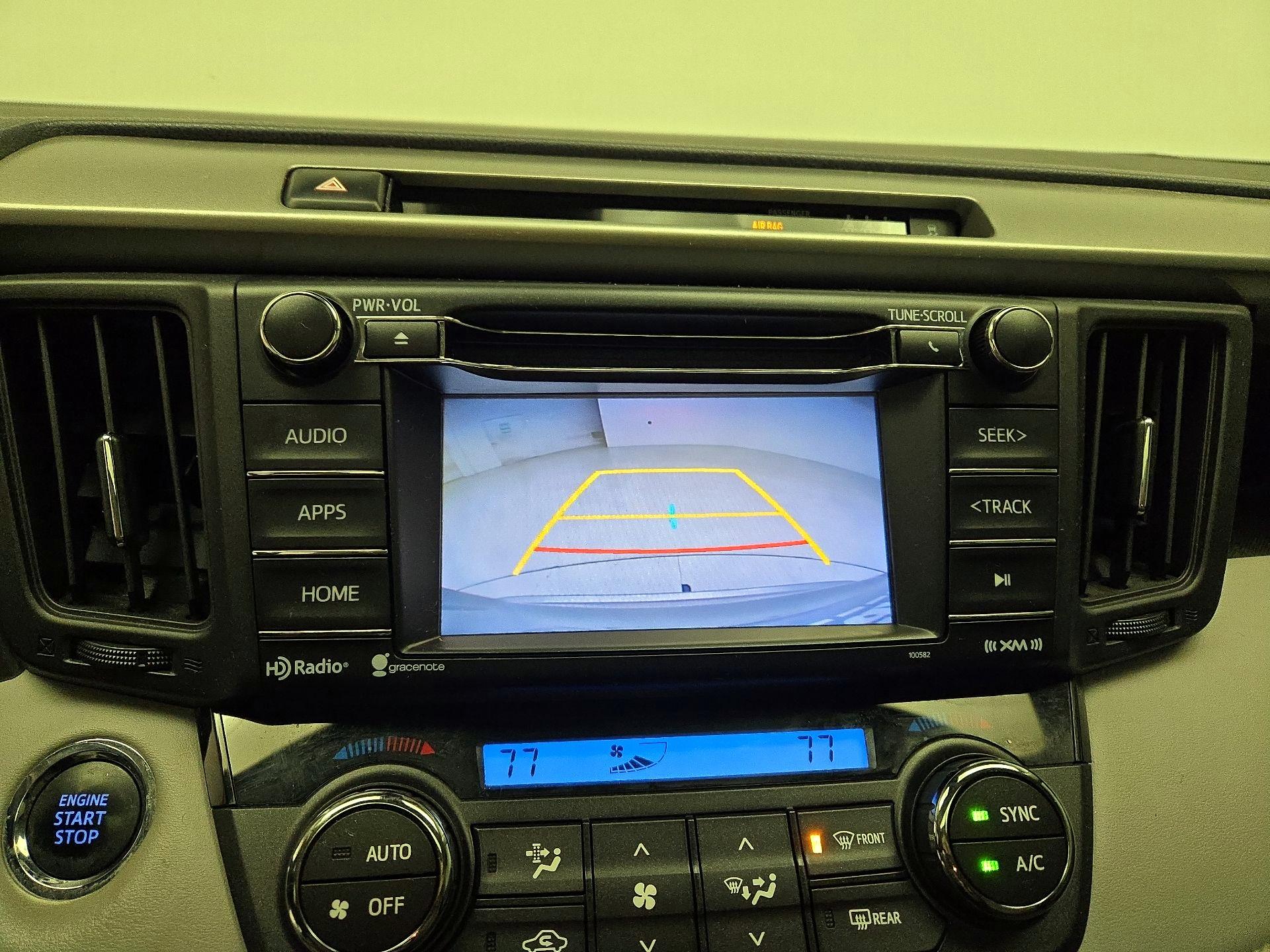 Thumbnail: 2018 Toyota RAV4 - 14