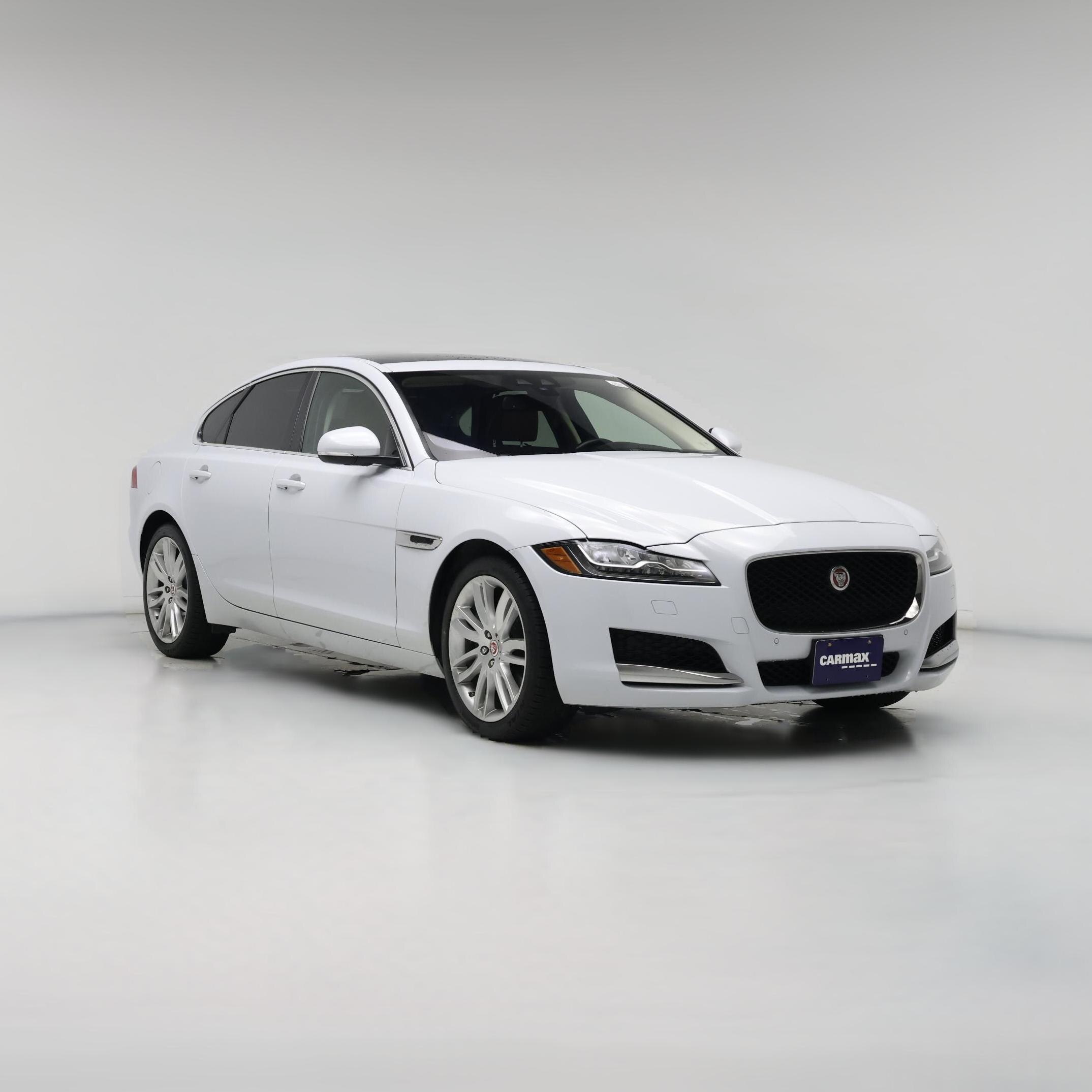 Thumbnail: 2018 Jaguar XF - 1