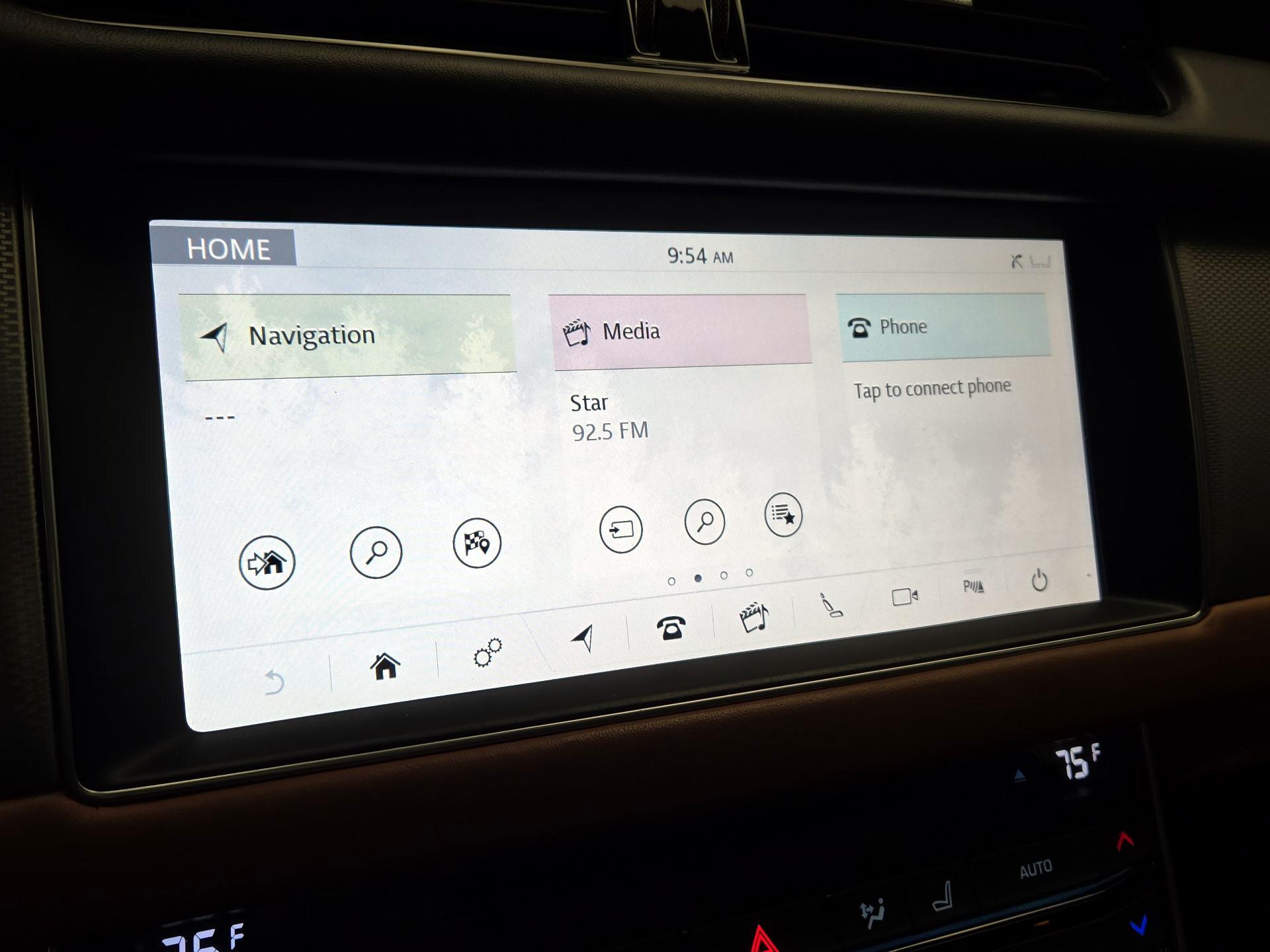 Thumbnail: 2018 Jaguar XF - 16