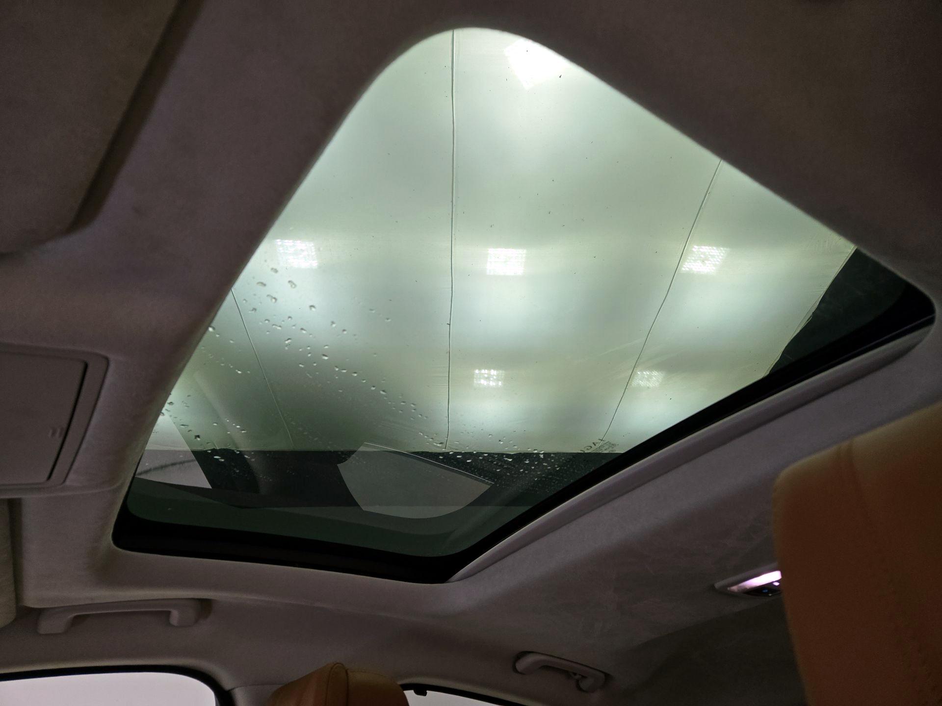 Thumbnail: 2018 Jaguar XF - 19