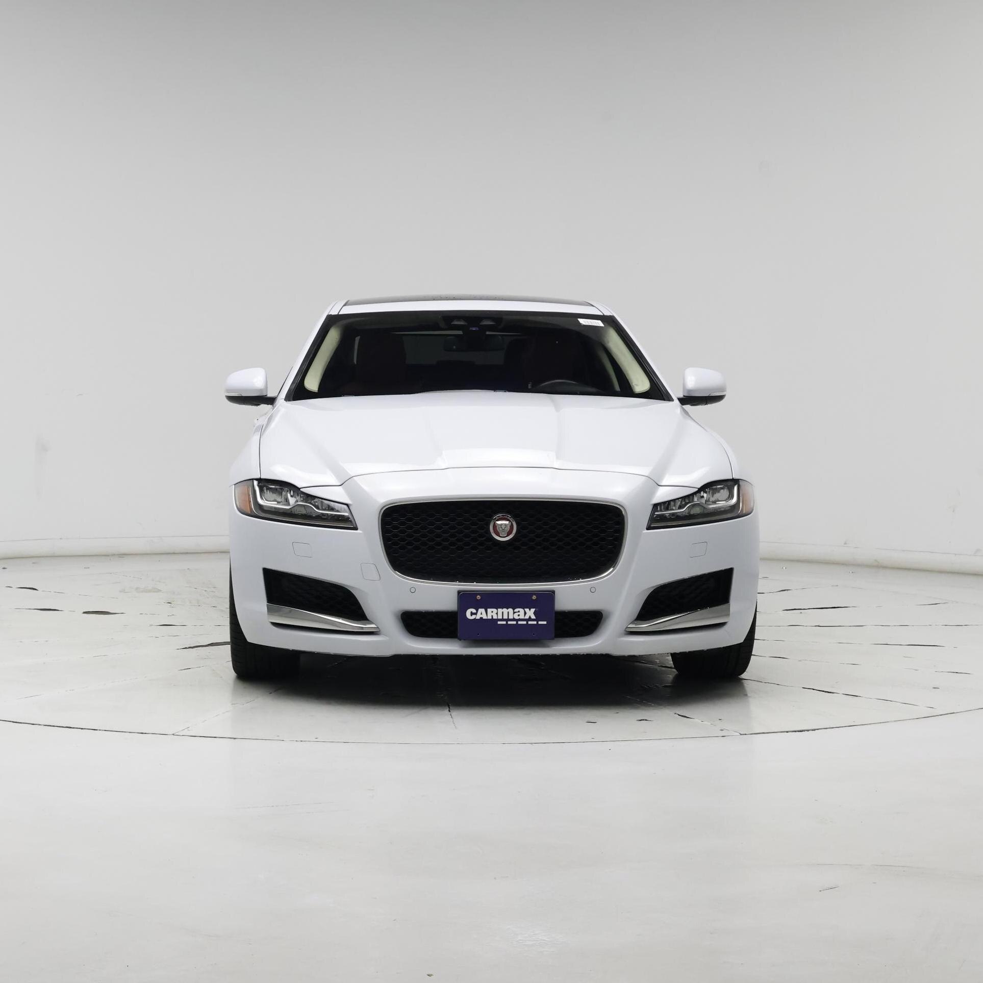 Thumbnail: 2018 Jaguar XF - 5