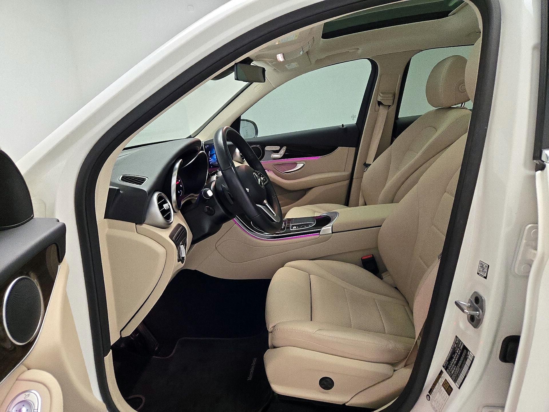 Thumbnail: 2022 Mercedes-Benz GLC - 11