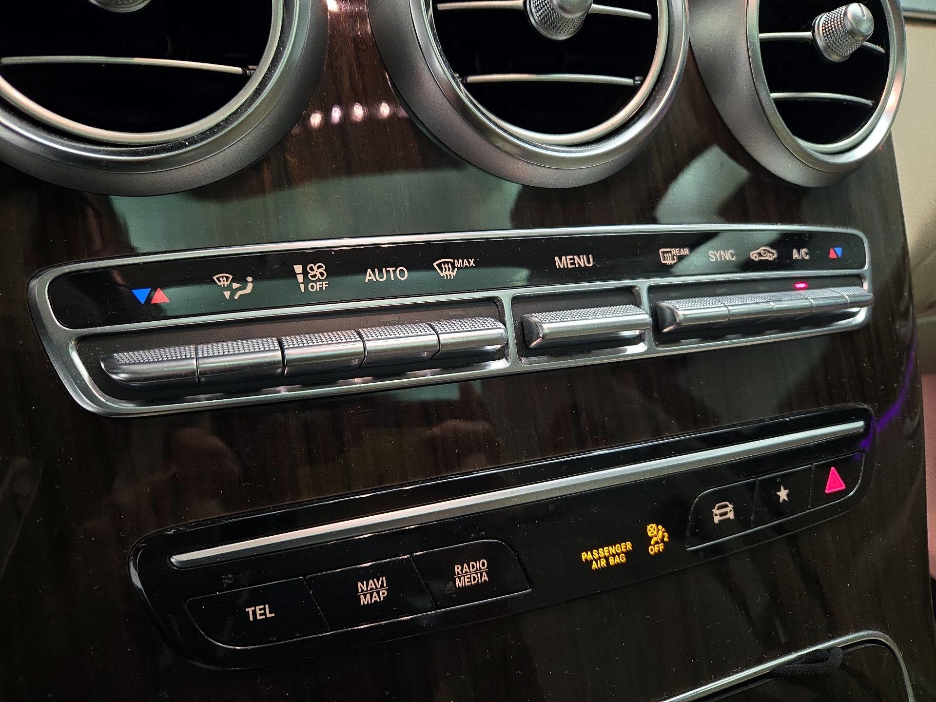 Thumbnail: 2022 Mercedes-Benz GLC - 16