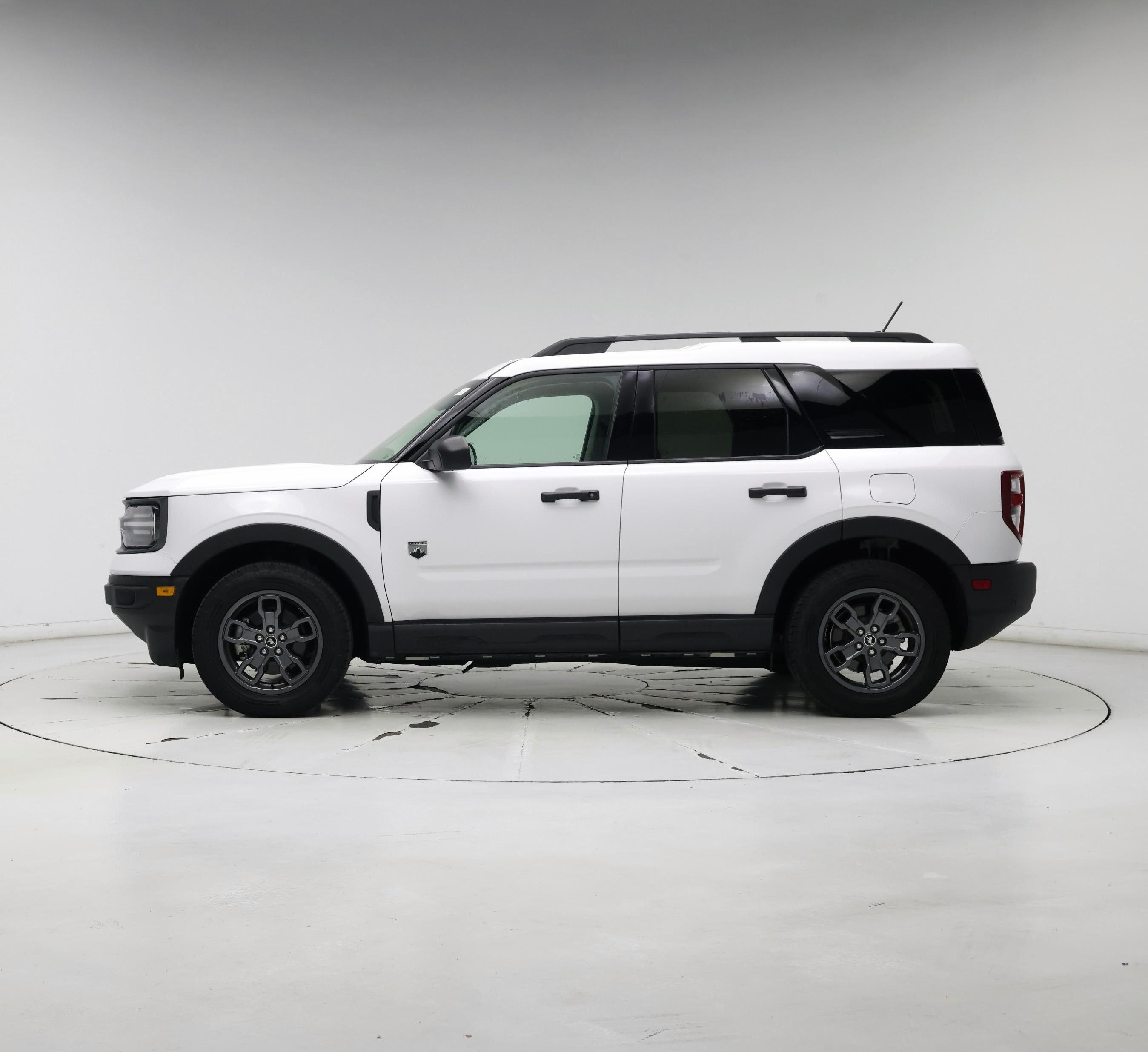 Thumbnail: 2022 Ford Bronco Sport - 3