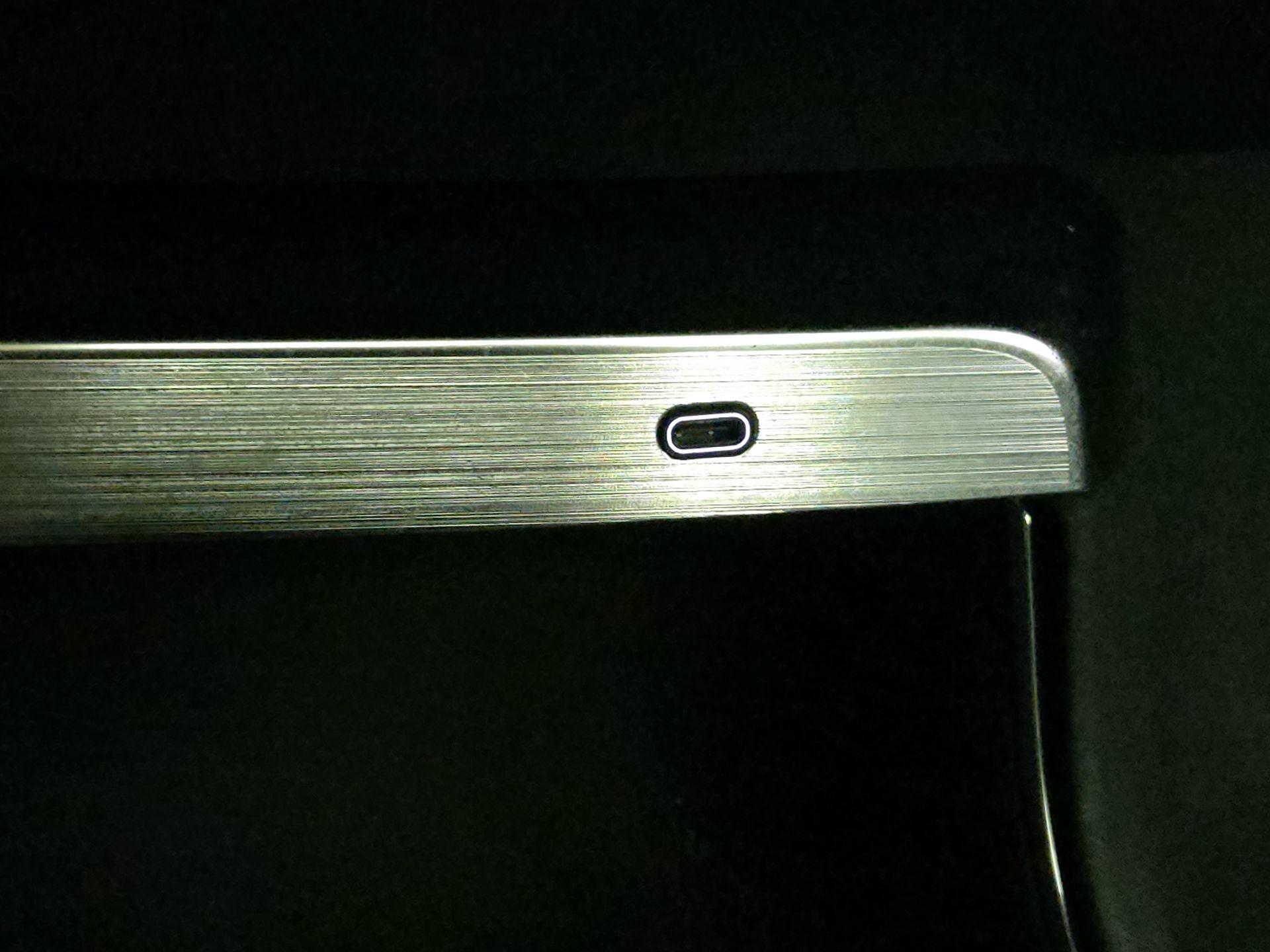 Thumbnail: 2024 Cadillac Lyriq - 18