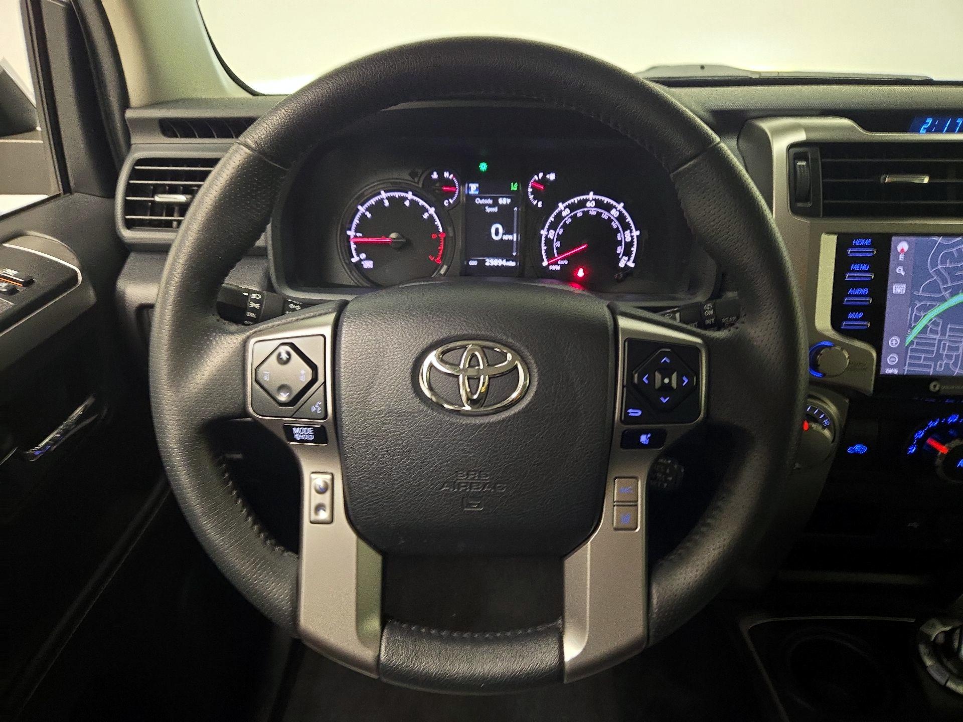 Thumbnail: 2022 Toyota 4Runner - 10