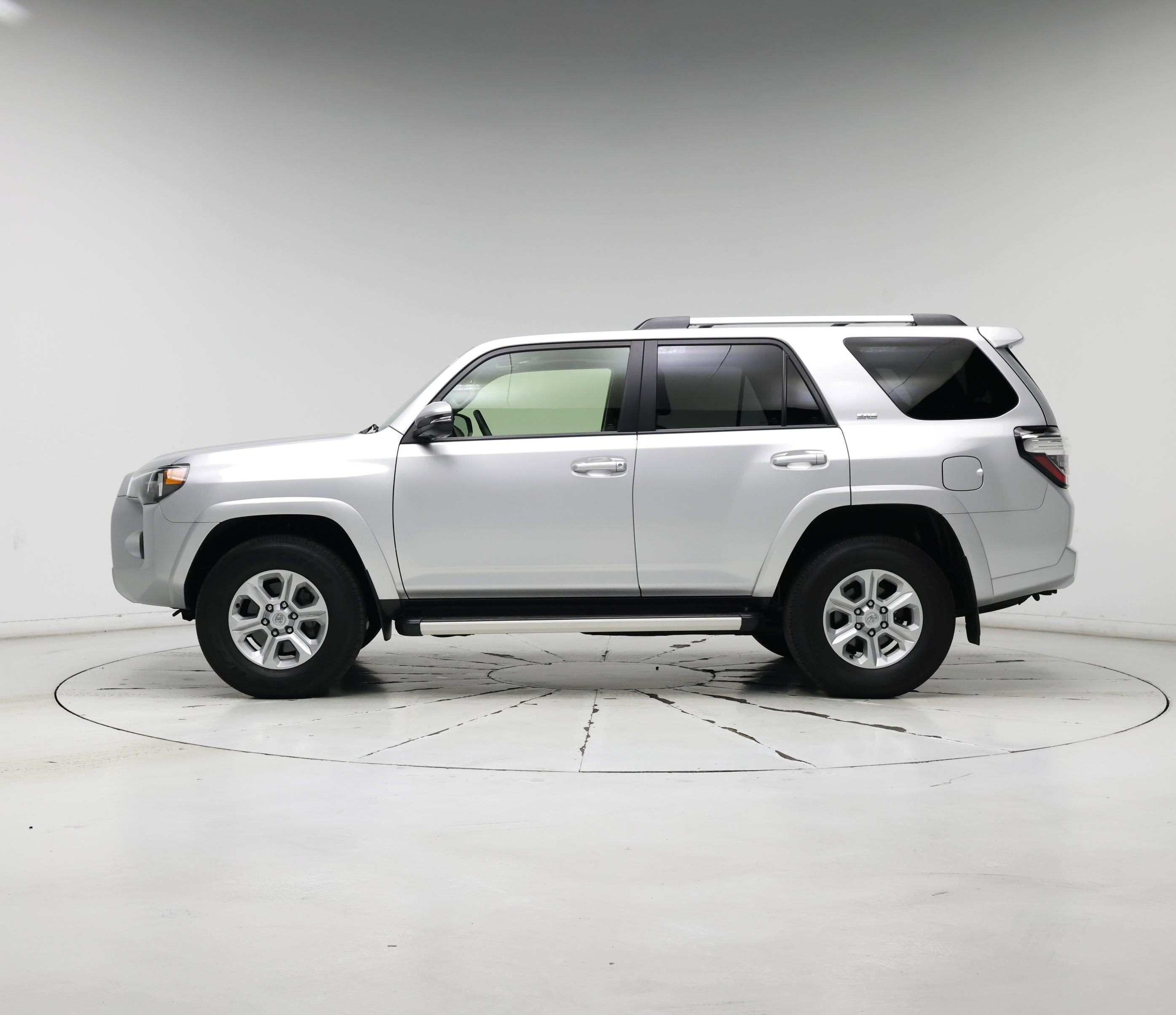 Thumbnail: 2022 Toyota 4Runner - 3