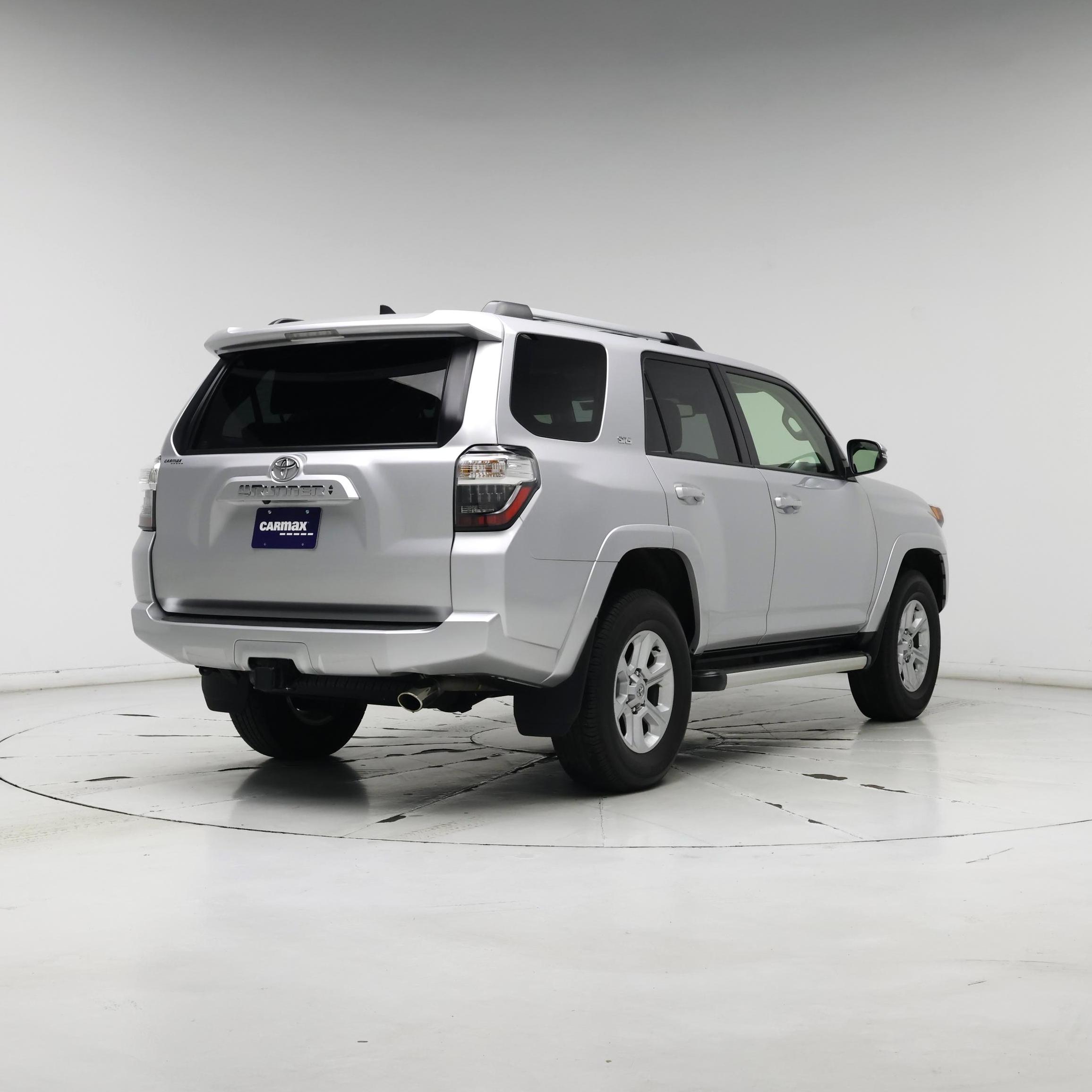 Thumbnail: 2022 Toyota 4Runner - 8