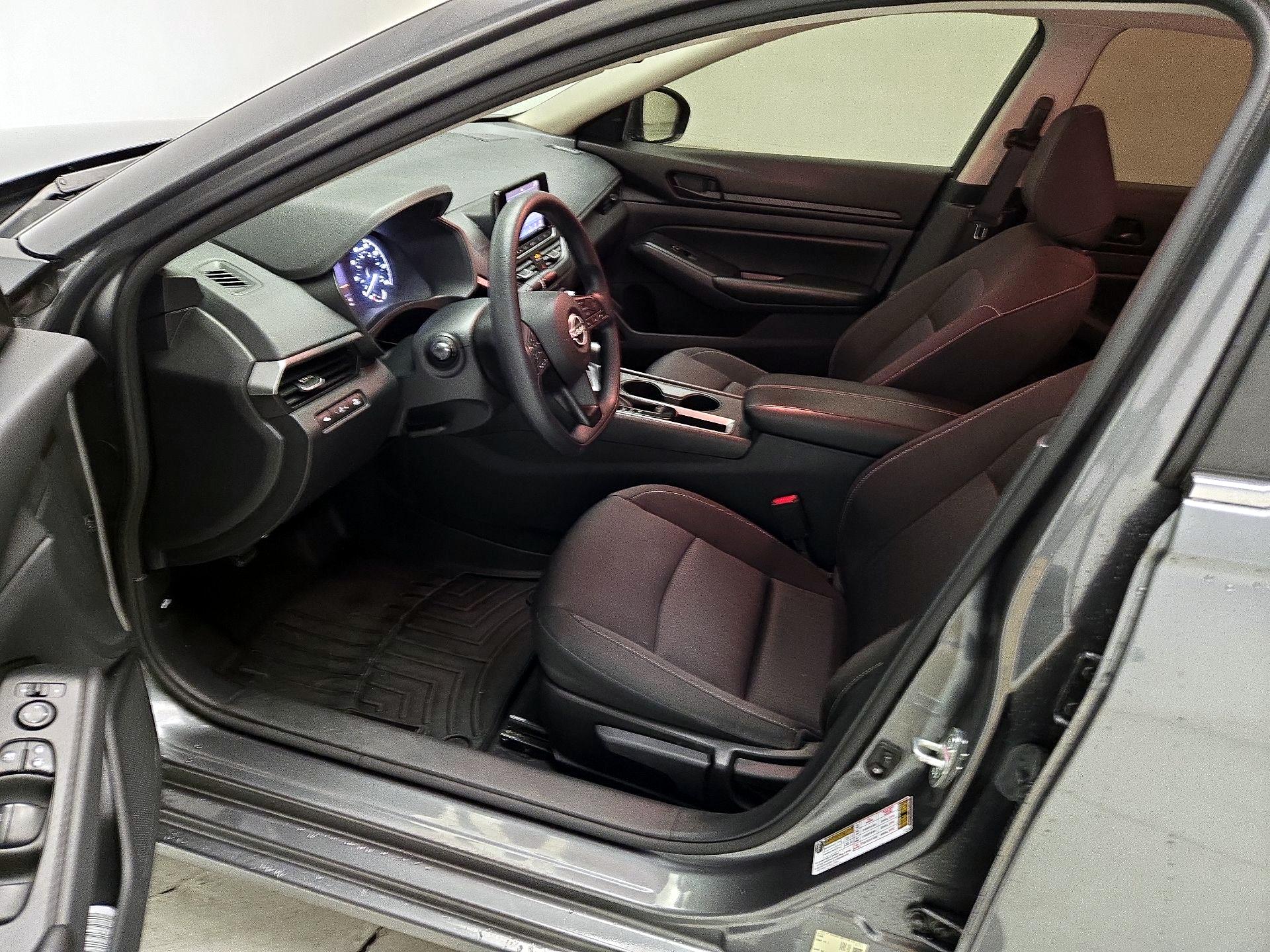 Thumbnail: 2023 Nissan Altima - 11