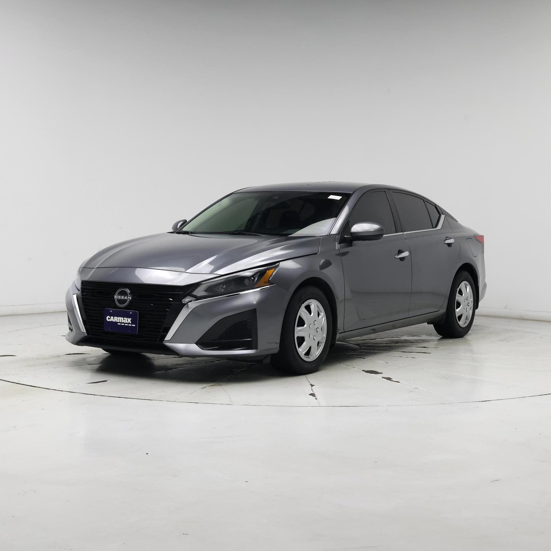 Thumbnail: 2023 Nissan Altima - 4