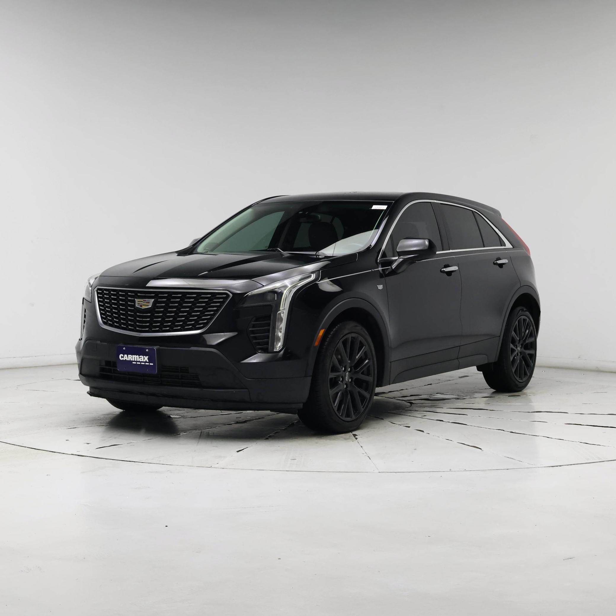 Thumbnail: 2019 Cadillac XT4 - 4