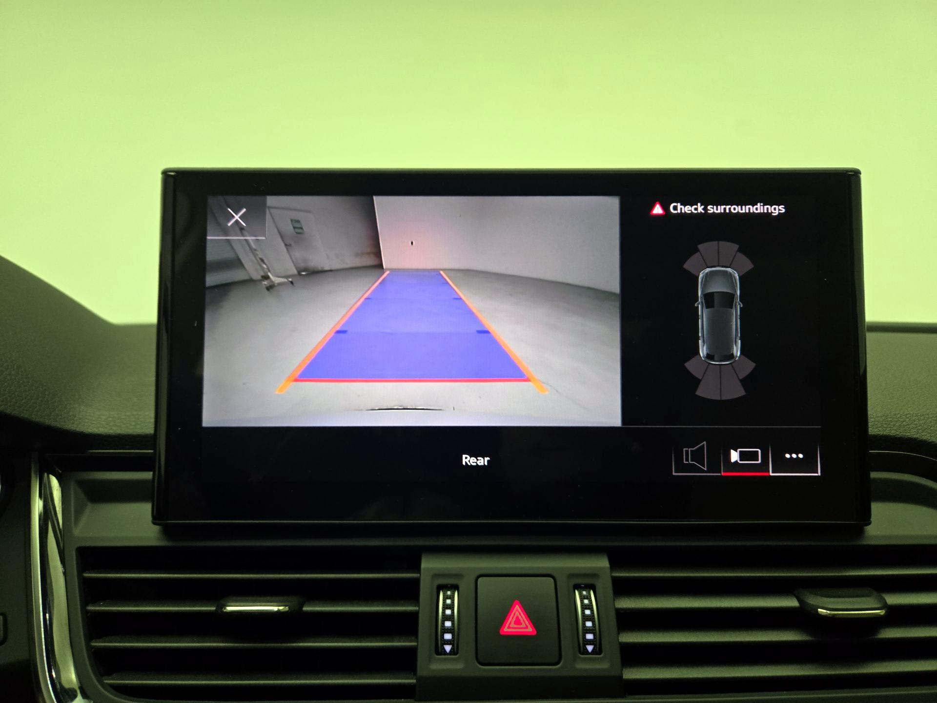 Thumbnail: 2023 Audi Q5 - 14