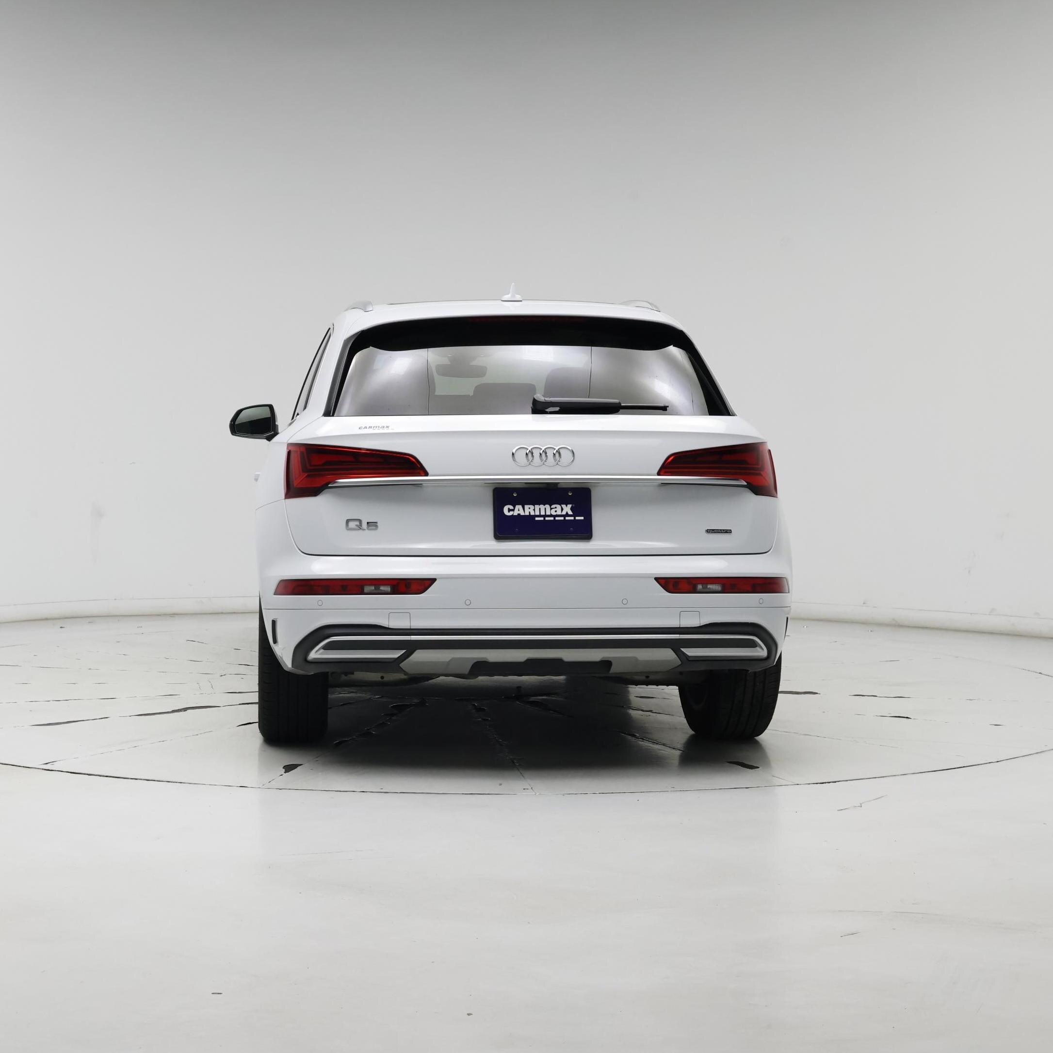 Thumbnail: 2023 Audi Q5 - 6