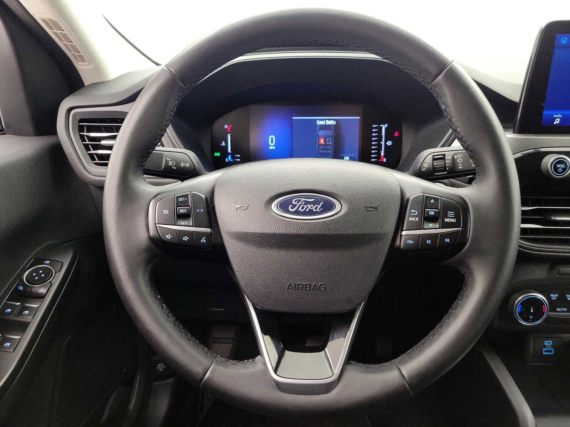 Thumbnail: 2023 Ford Escape - 10