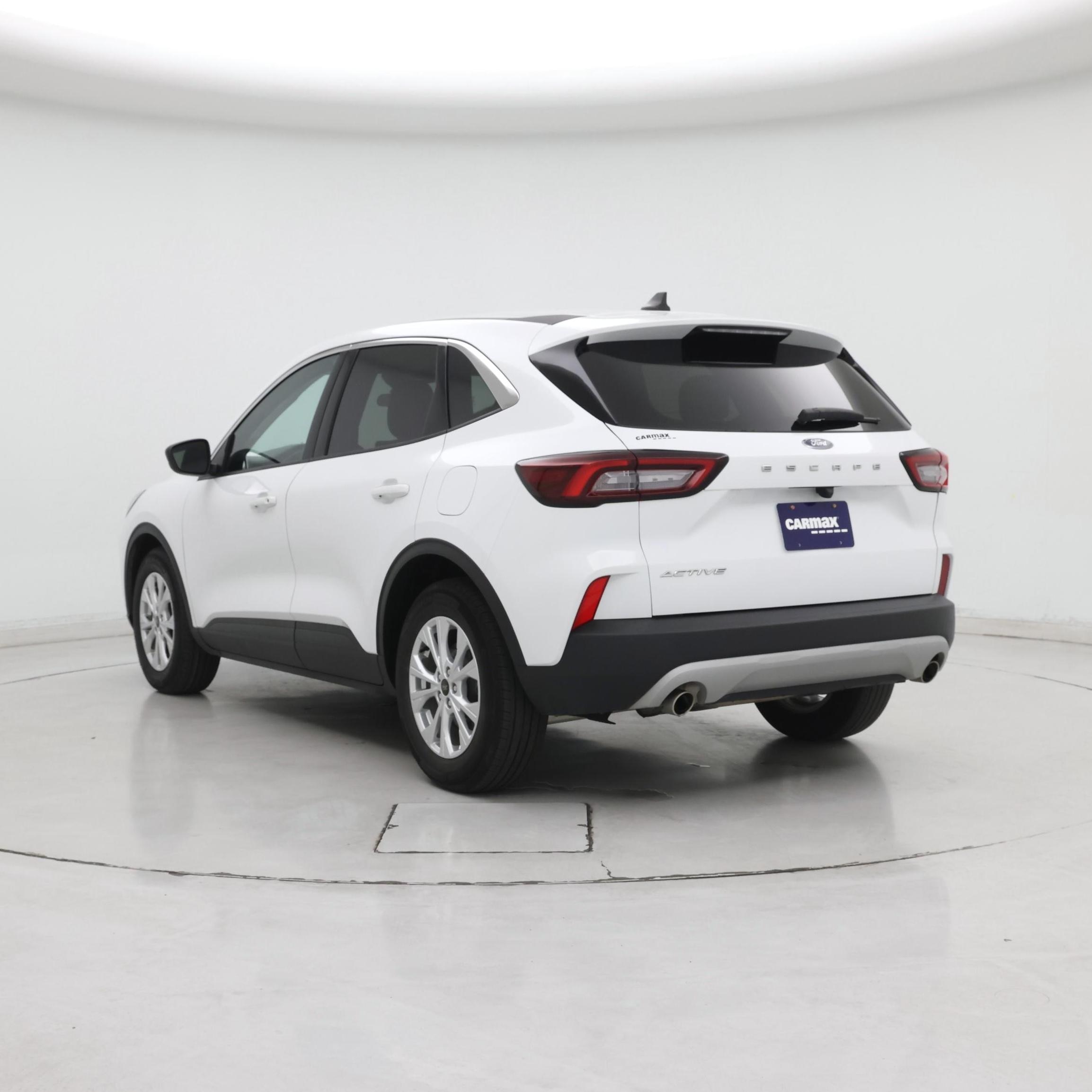 Thumbnail: 2023 Ford Escape - 2