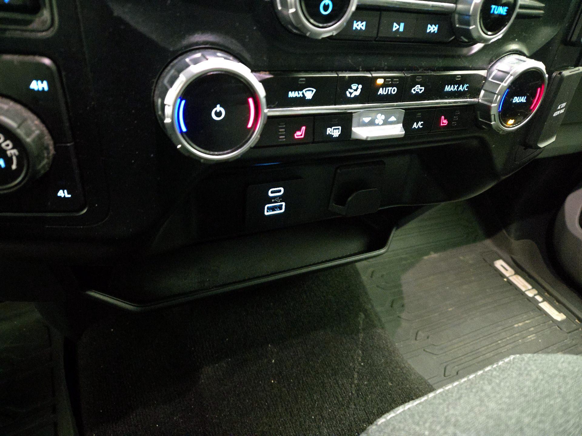 Thumbnail: 2023 Ford F-150 - 19