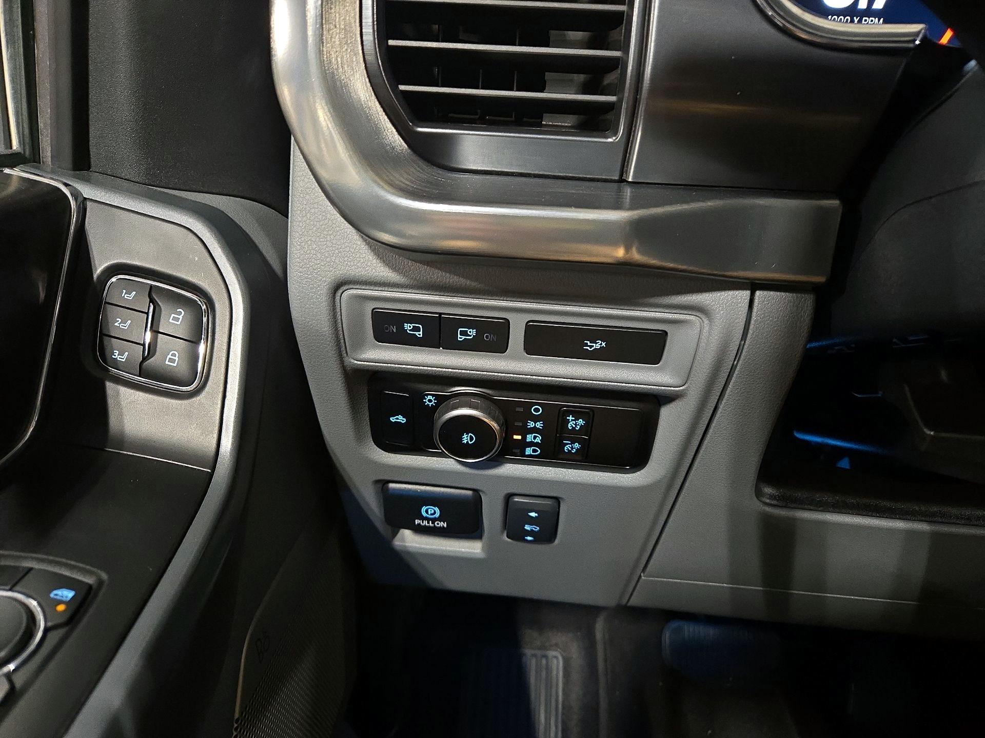 Thumbnail: 2023 Ford F-150 - 13