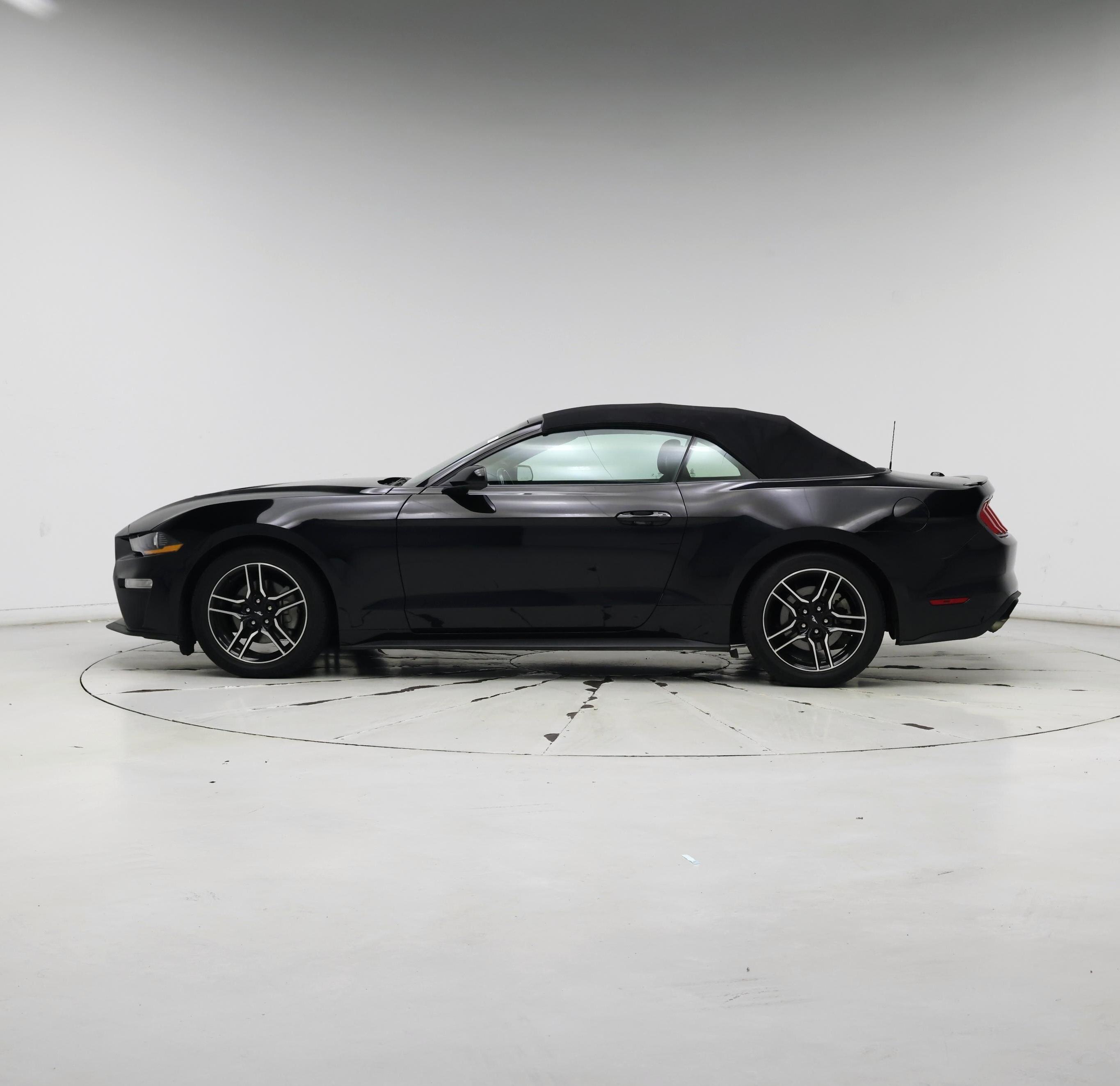 Thumbnail: 2023 Ford Mustang - 3