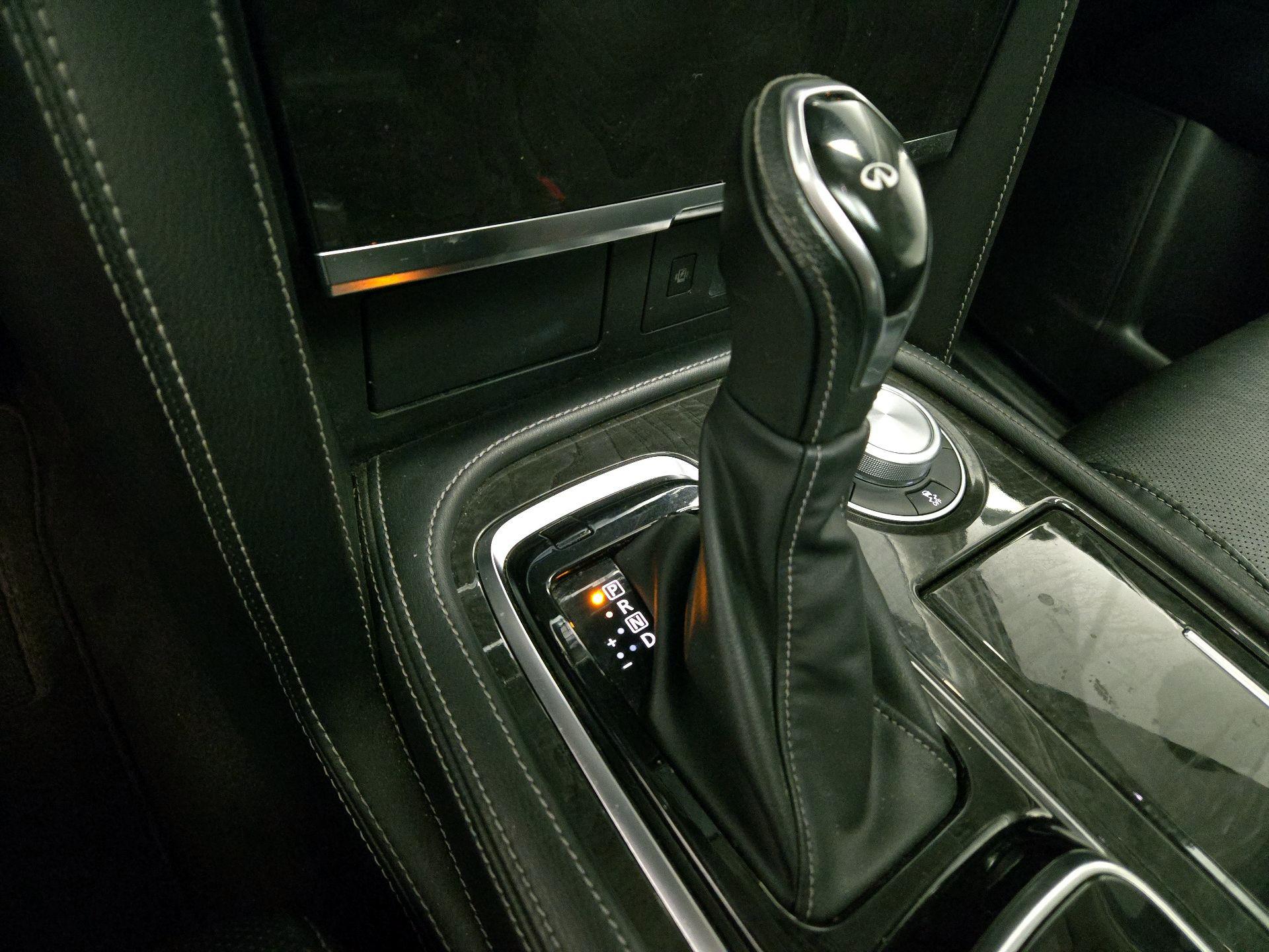 Thumbnail: 2024 INFINITI QX80 - 18