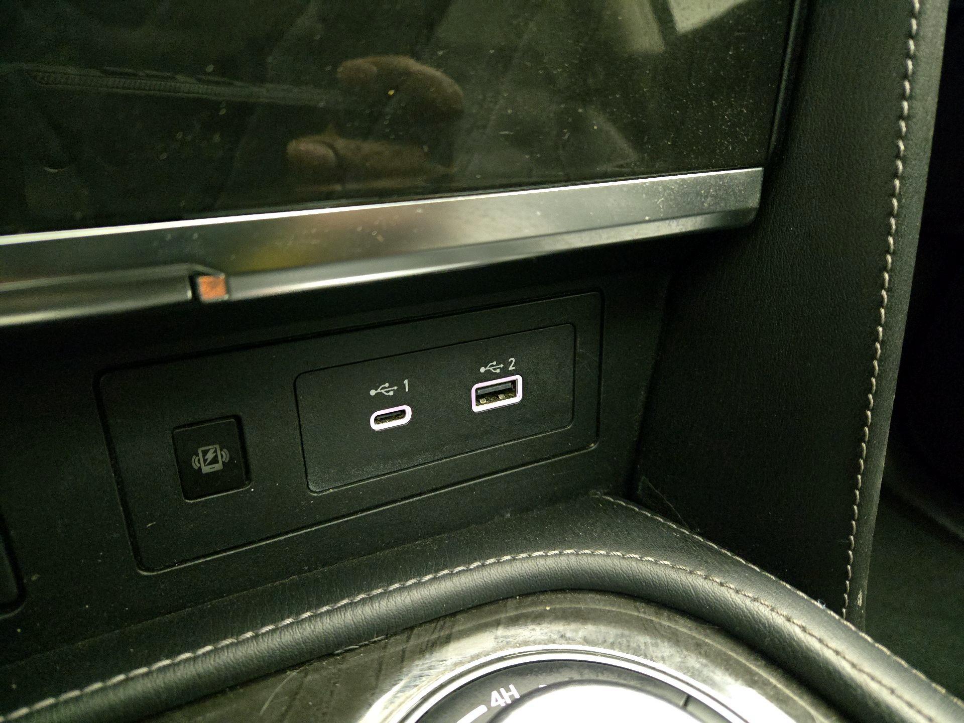 Thumbnail: 2024 INFINITI QX80 - 19