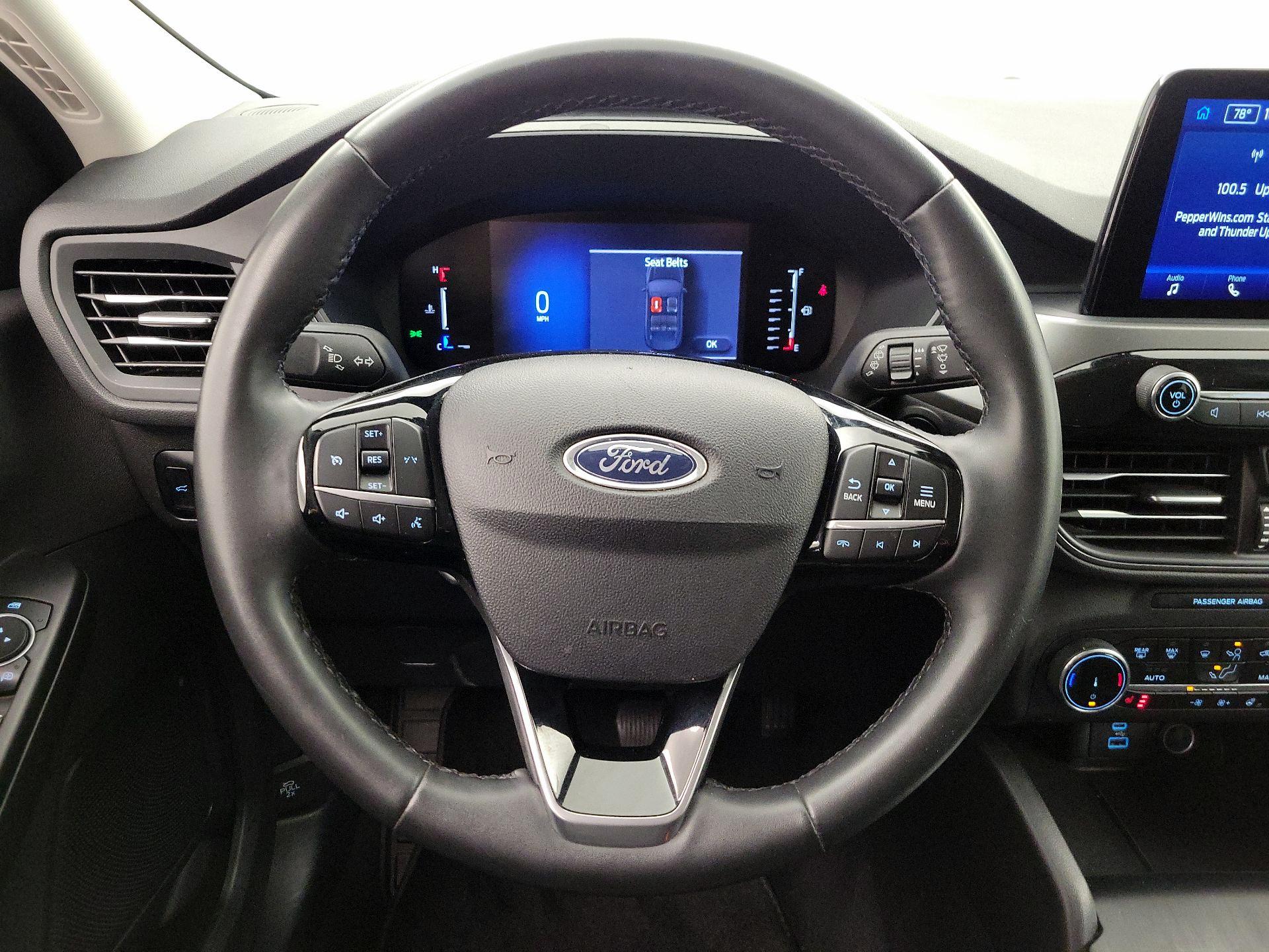 Thumbnail: 2023 Ford Escape - 10