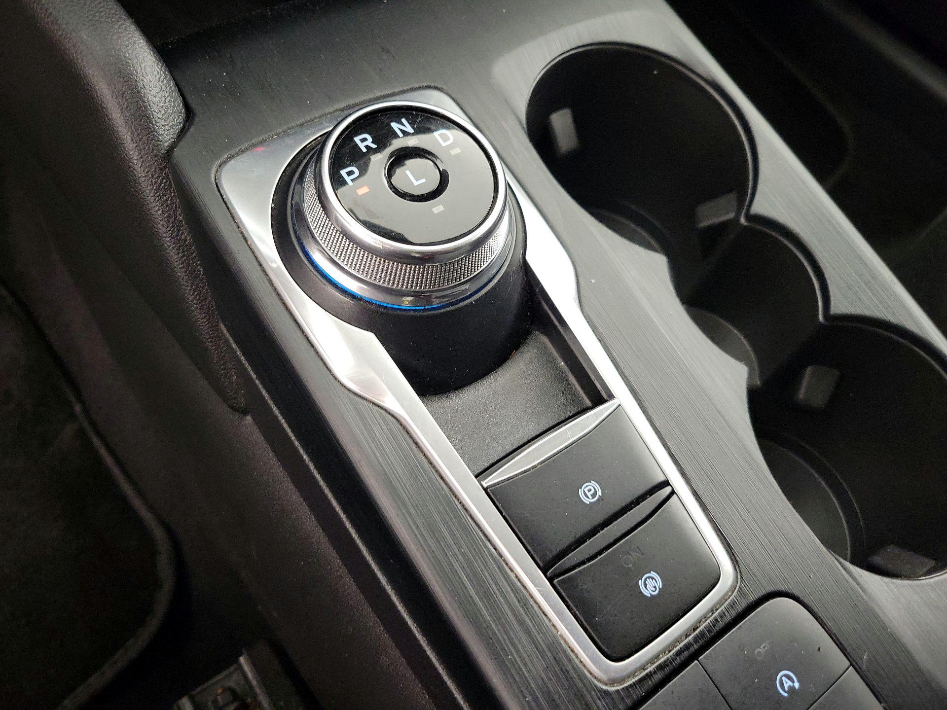 Thumbnail: 2023 Ford Escape - 17