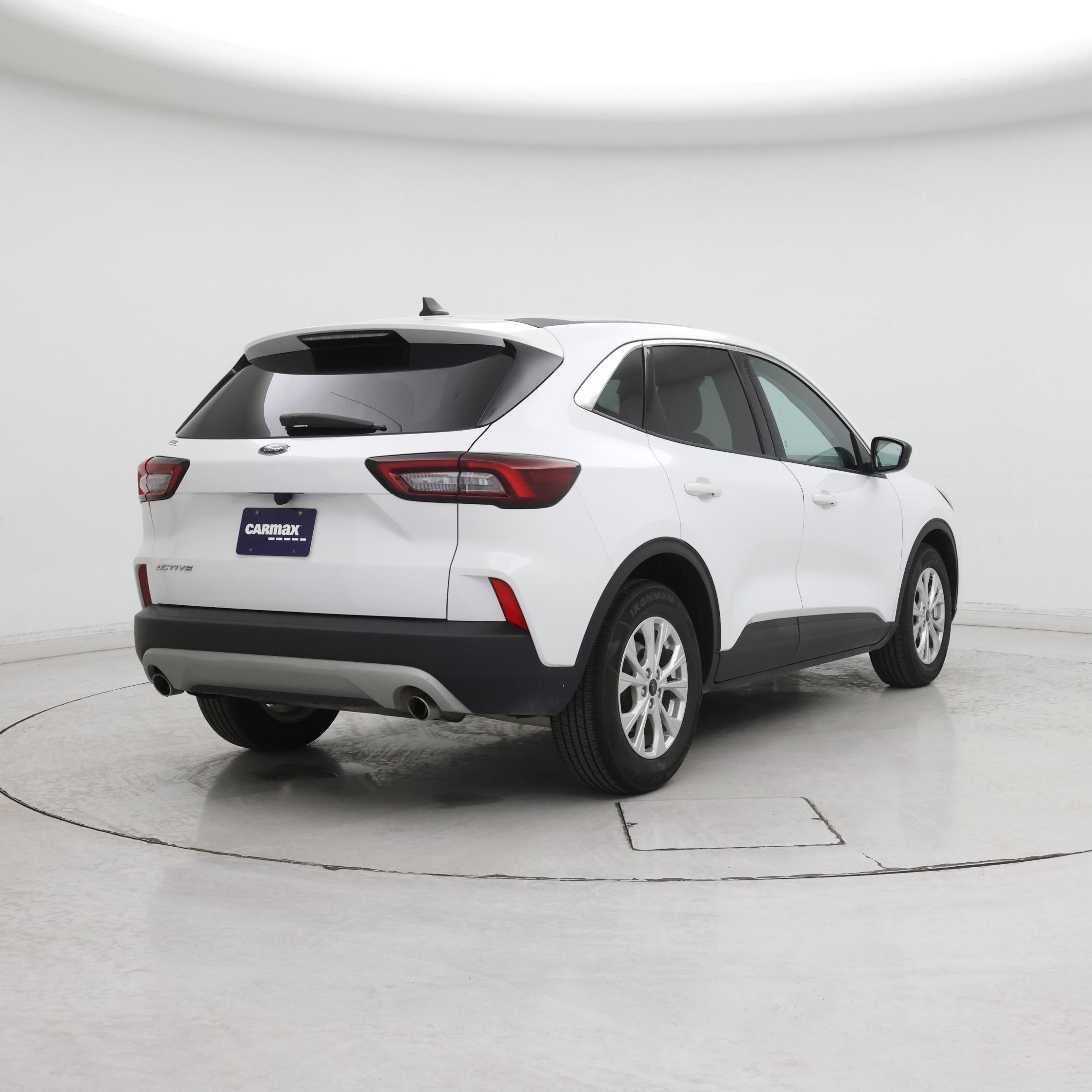 Thumbnail: 2023 Ford Escape - 8