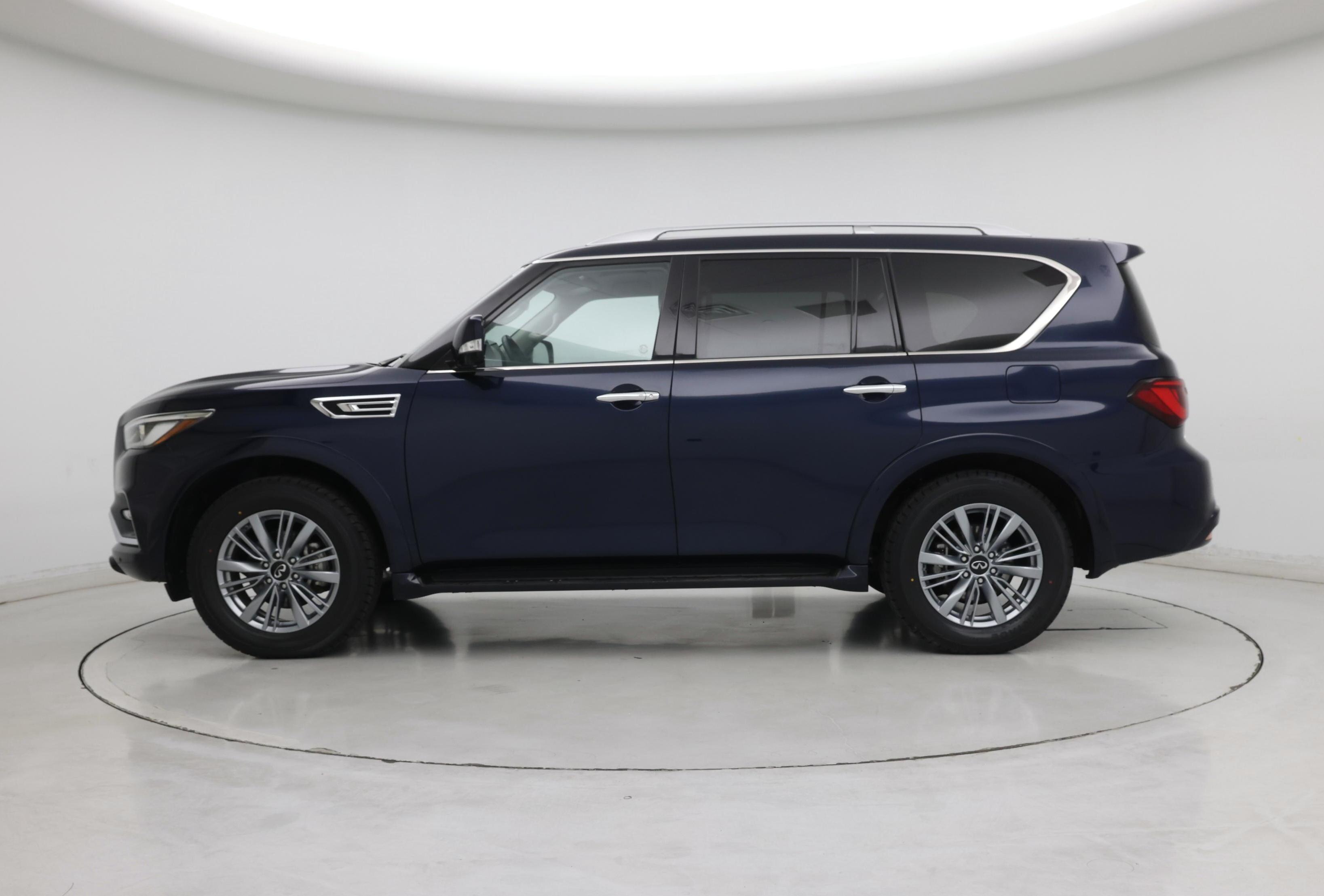 Thumbnail: 2024 INFINITI QX80 - 3