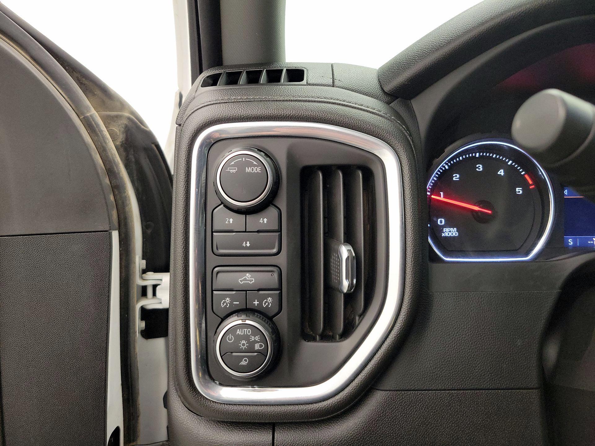 Thumbnail: 2023 Chevrolet Silverado 2500 - 13