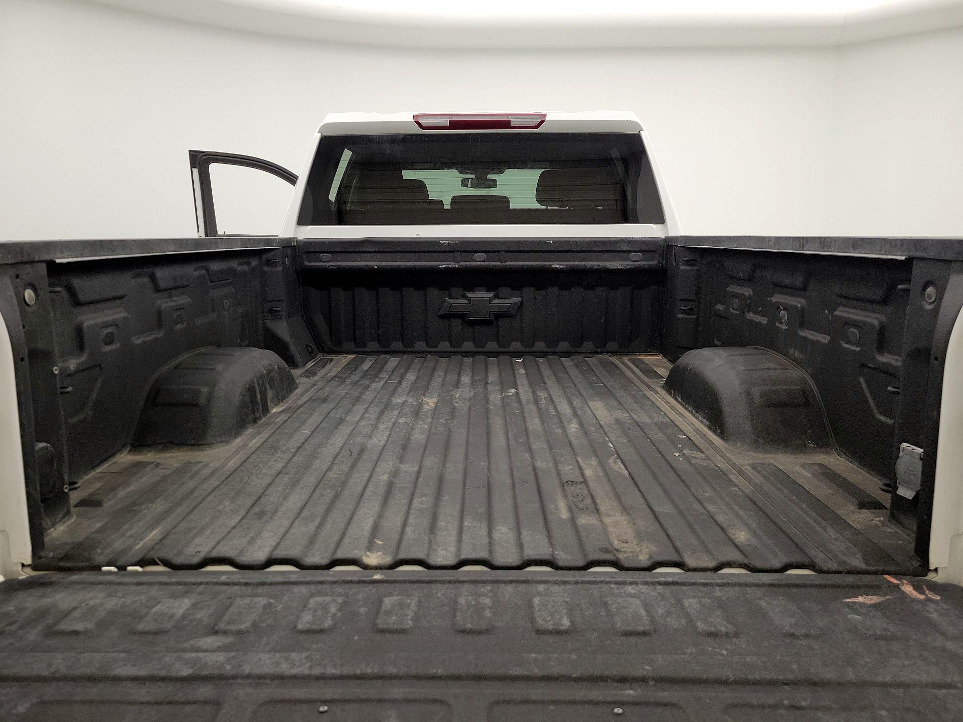 Thumbnail: 2023 Chevrolet Silverado 2500 - 19