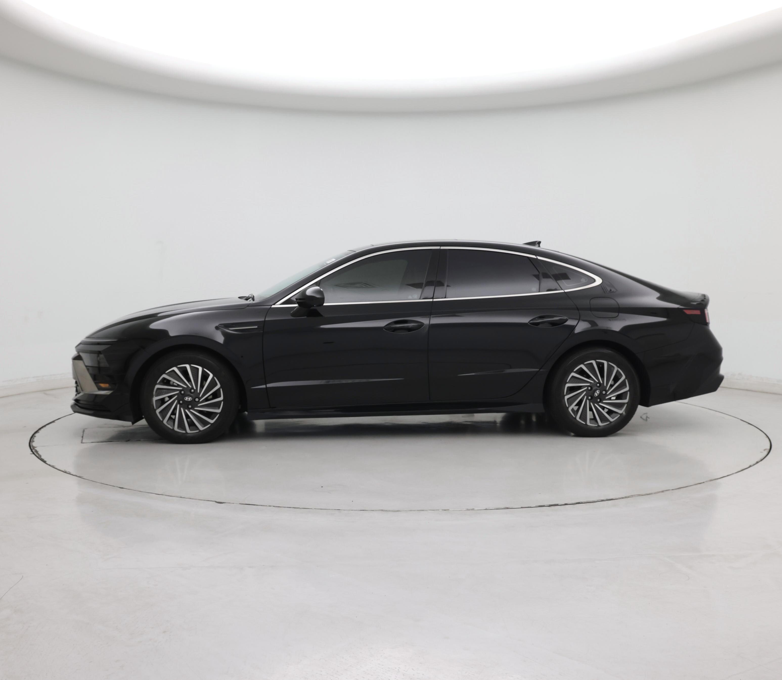 Thumbnail: 2024 Hyundai Sonata - 3