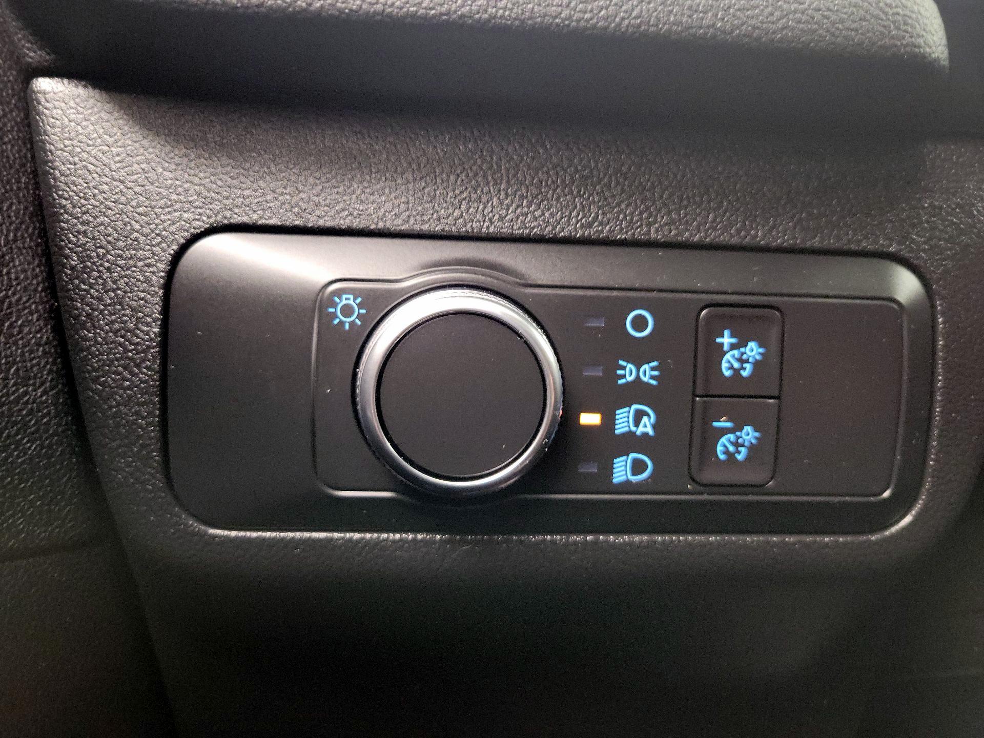 Thumbnail: 2022 Ford Escape - 13