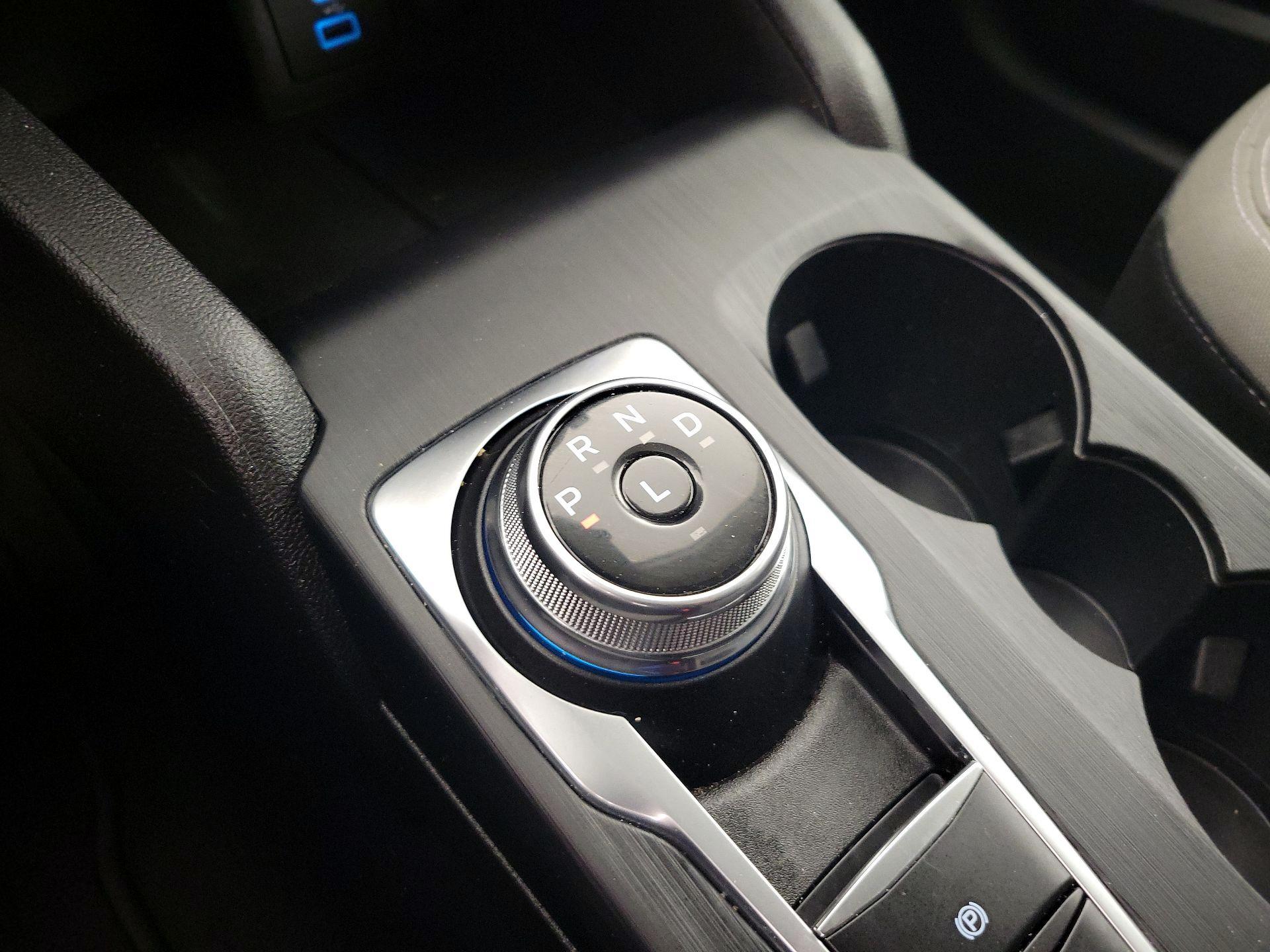 Thumbnail: 2022 Ford Escape - 17