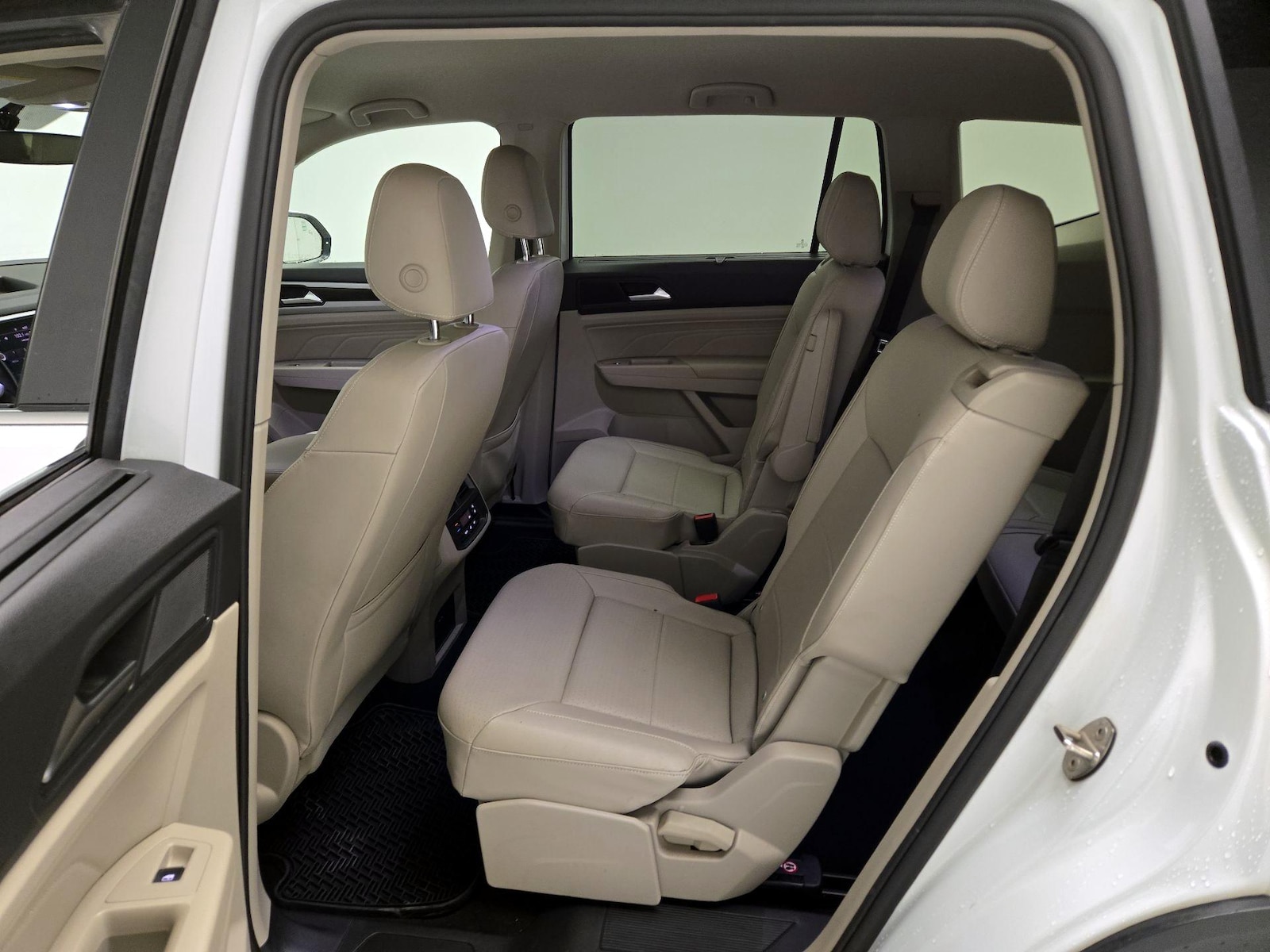 Rear Air Conditioning