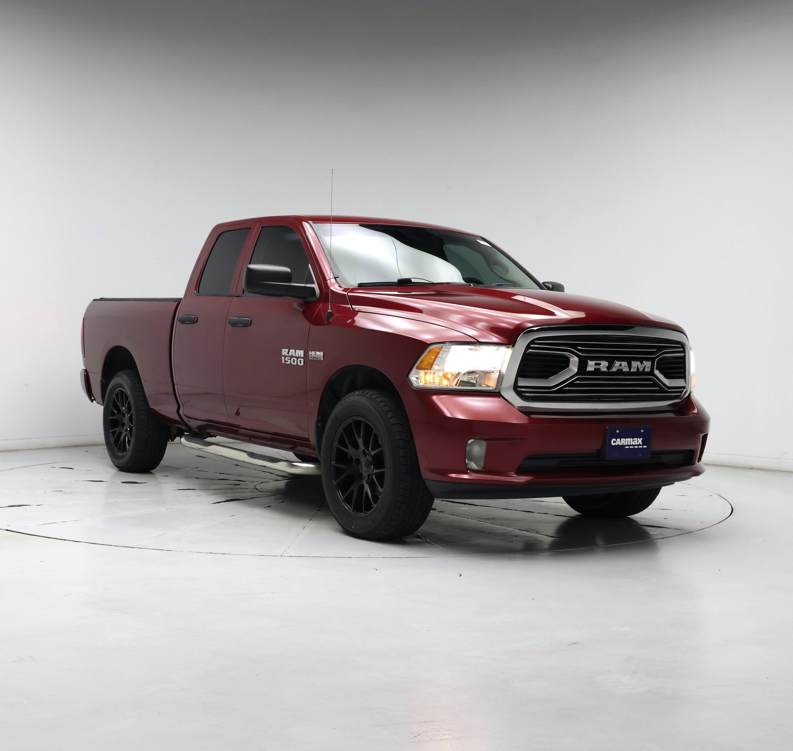 2015 RAM 1500 Express Quad Cab 4WD