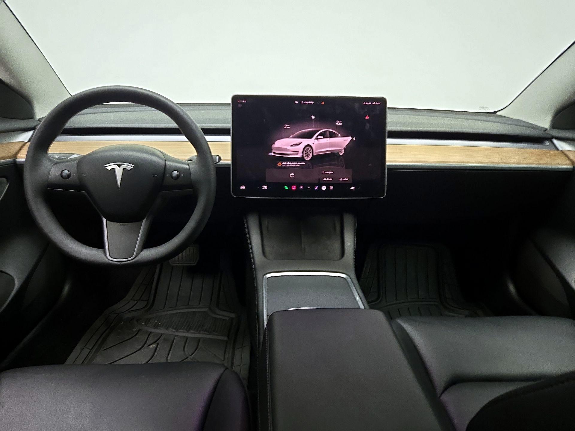 Thumbnail: 2023 Tesla Model 3 - 9