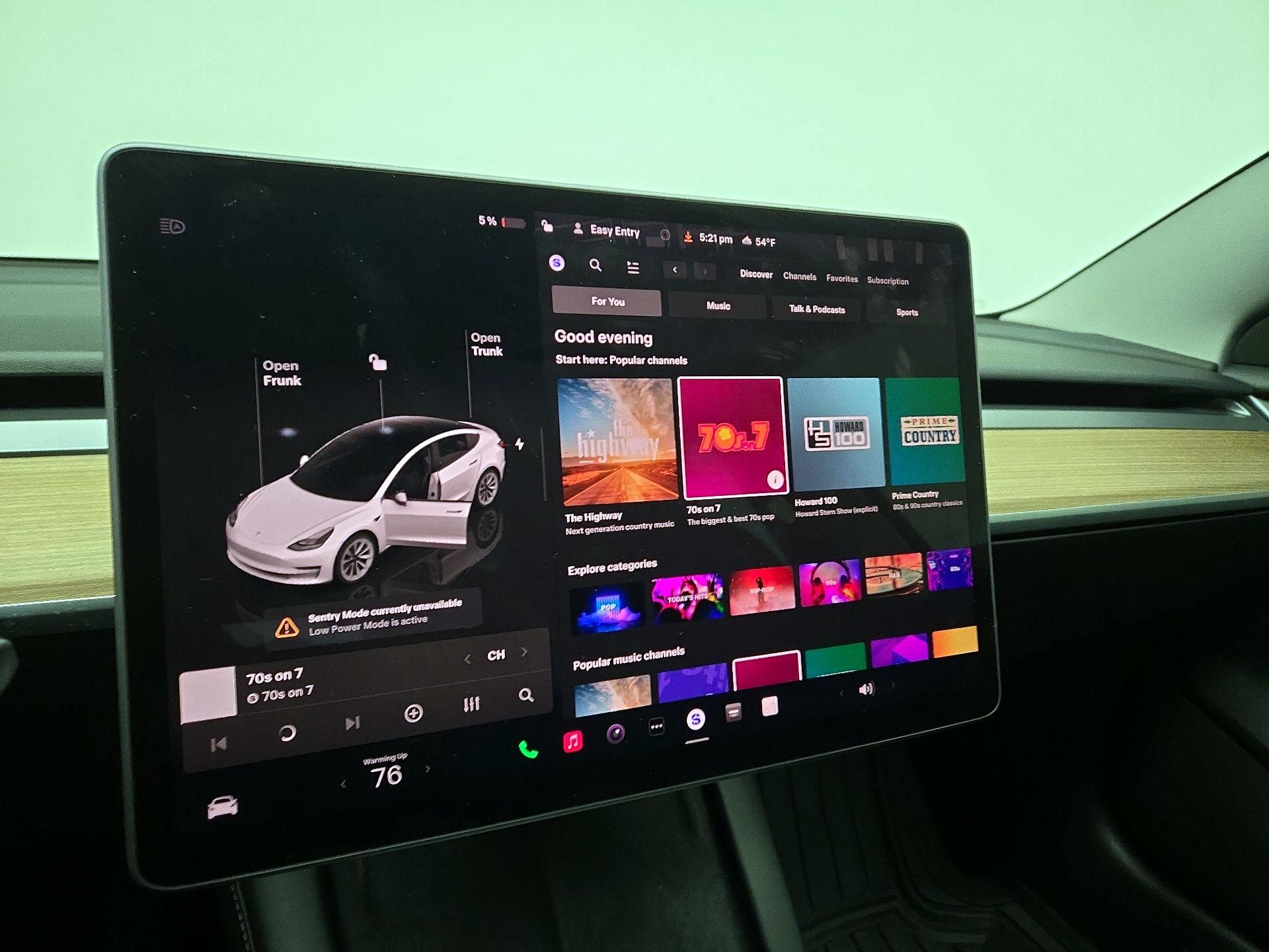 Thumbnail: 2023 Tesla Model 3 - 15