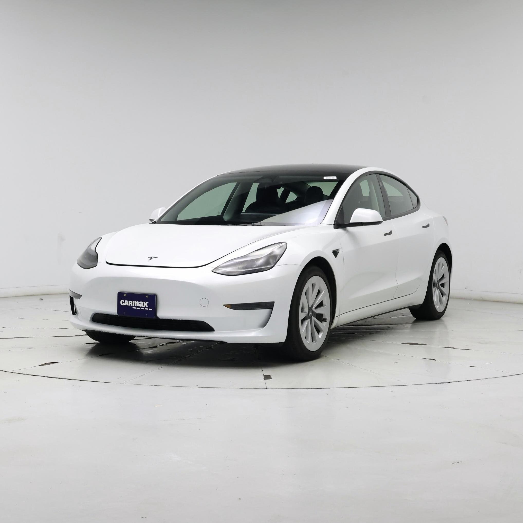 Thumbnail: 2023 Tesla Model 3 - 4