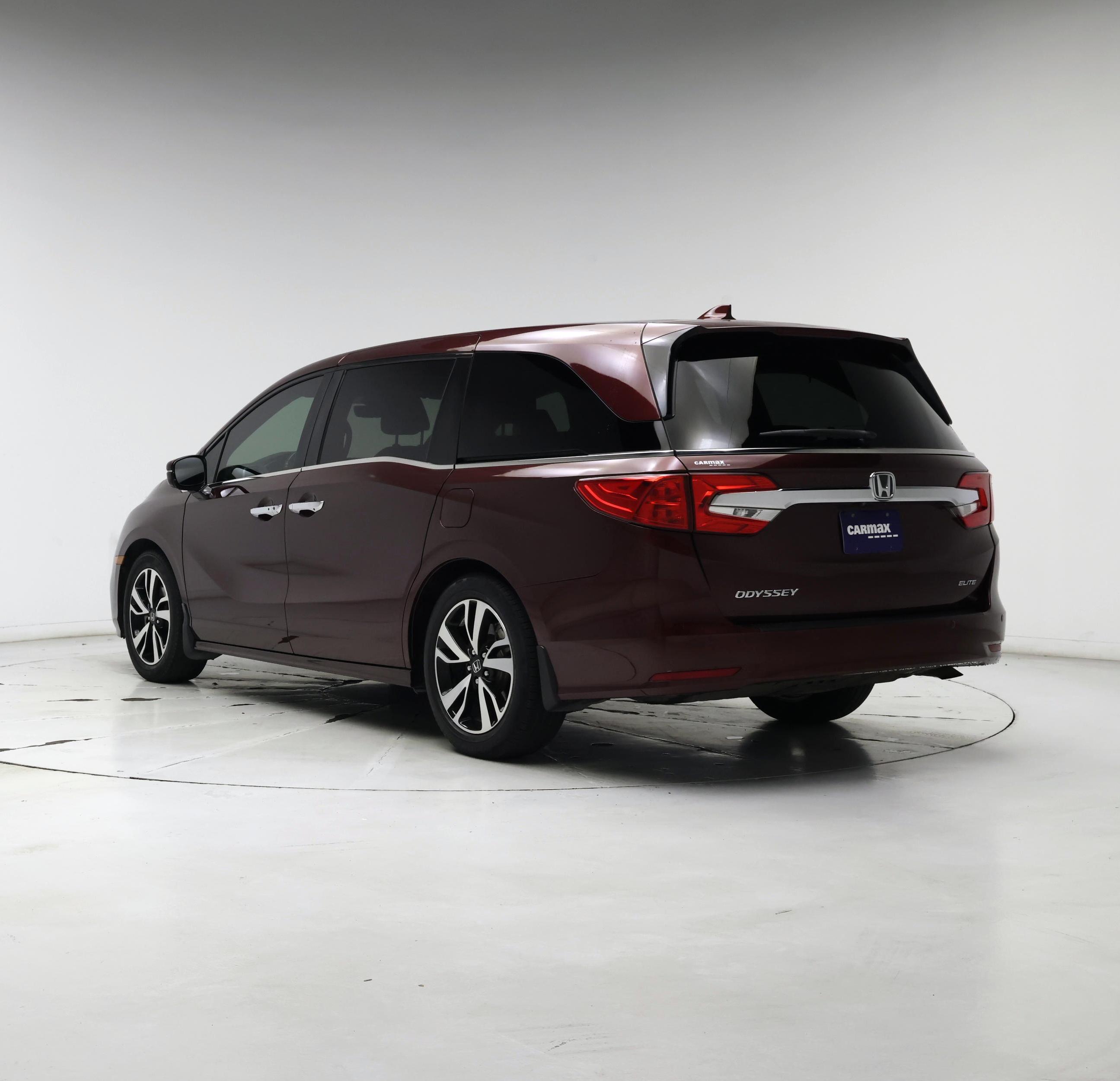 Thumbnail: 2019 Honda Odyssey - 2