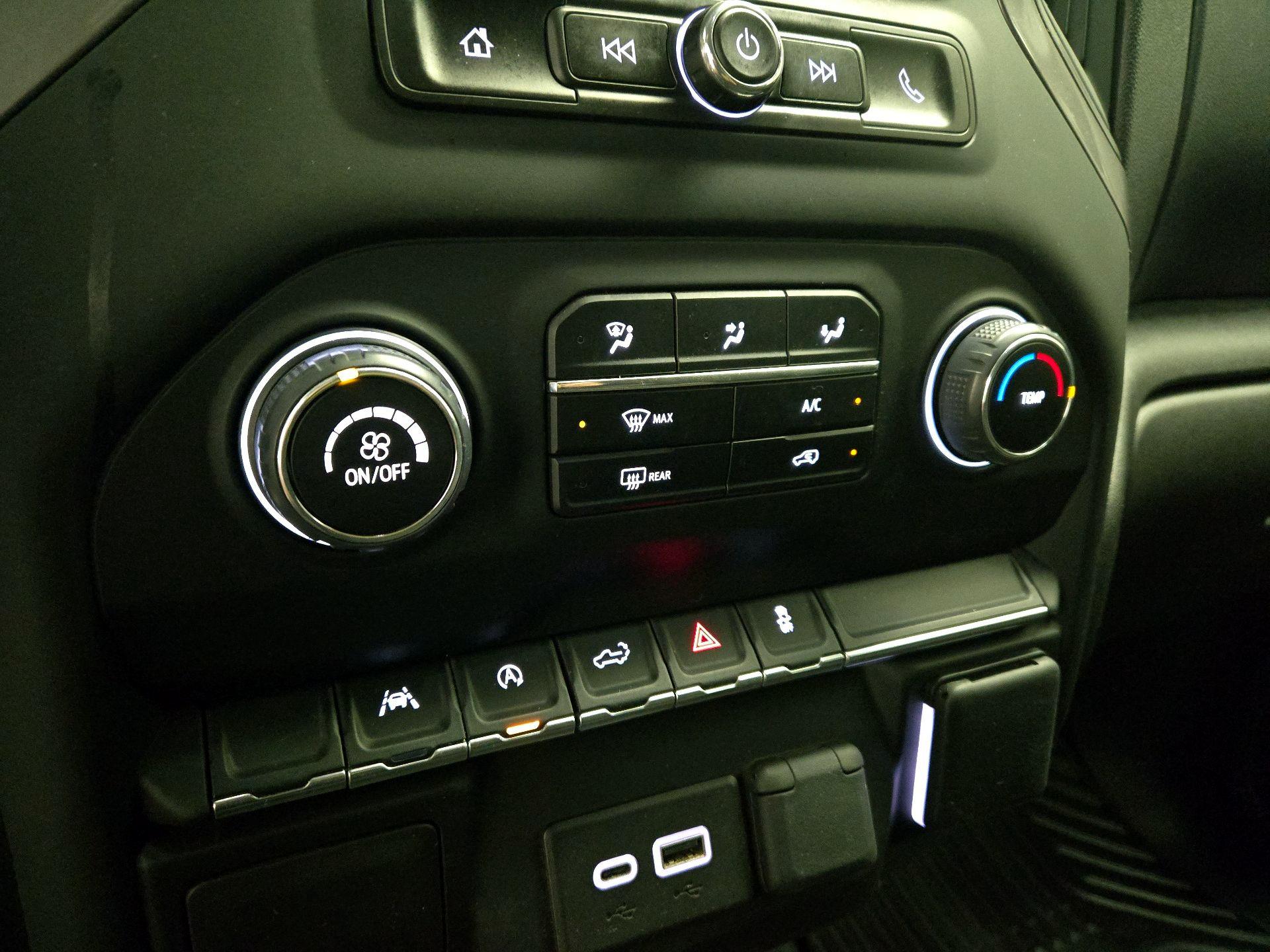 Thumbnail: 2023 Chevrolet Silverado 1500 - 16