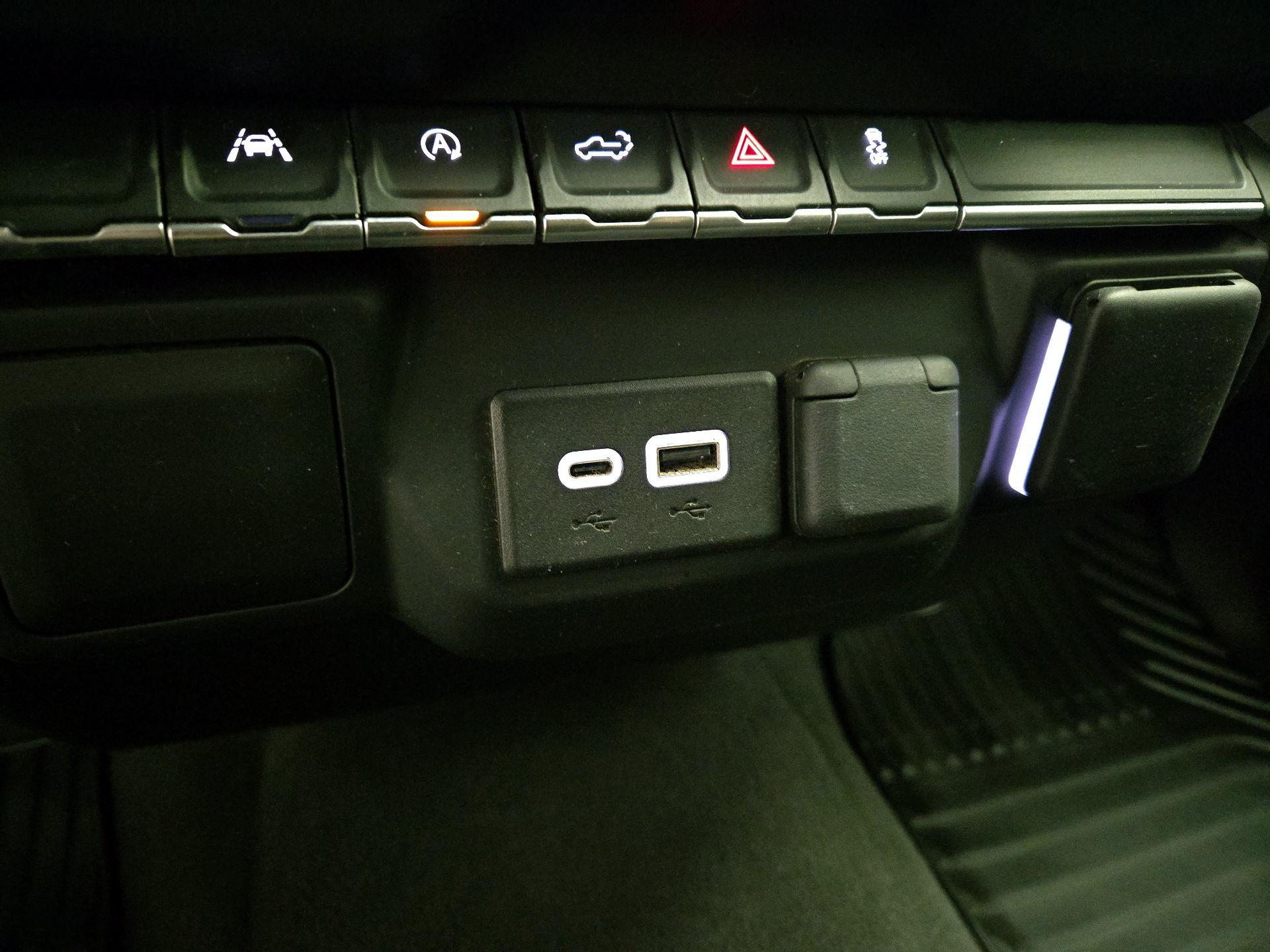 Thumbnail: 2023 Chevrolet Silverado 1500 - 18