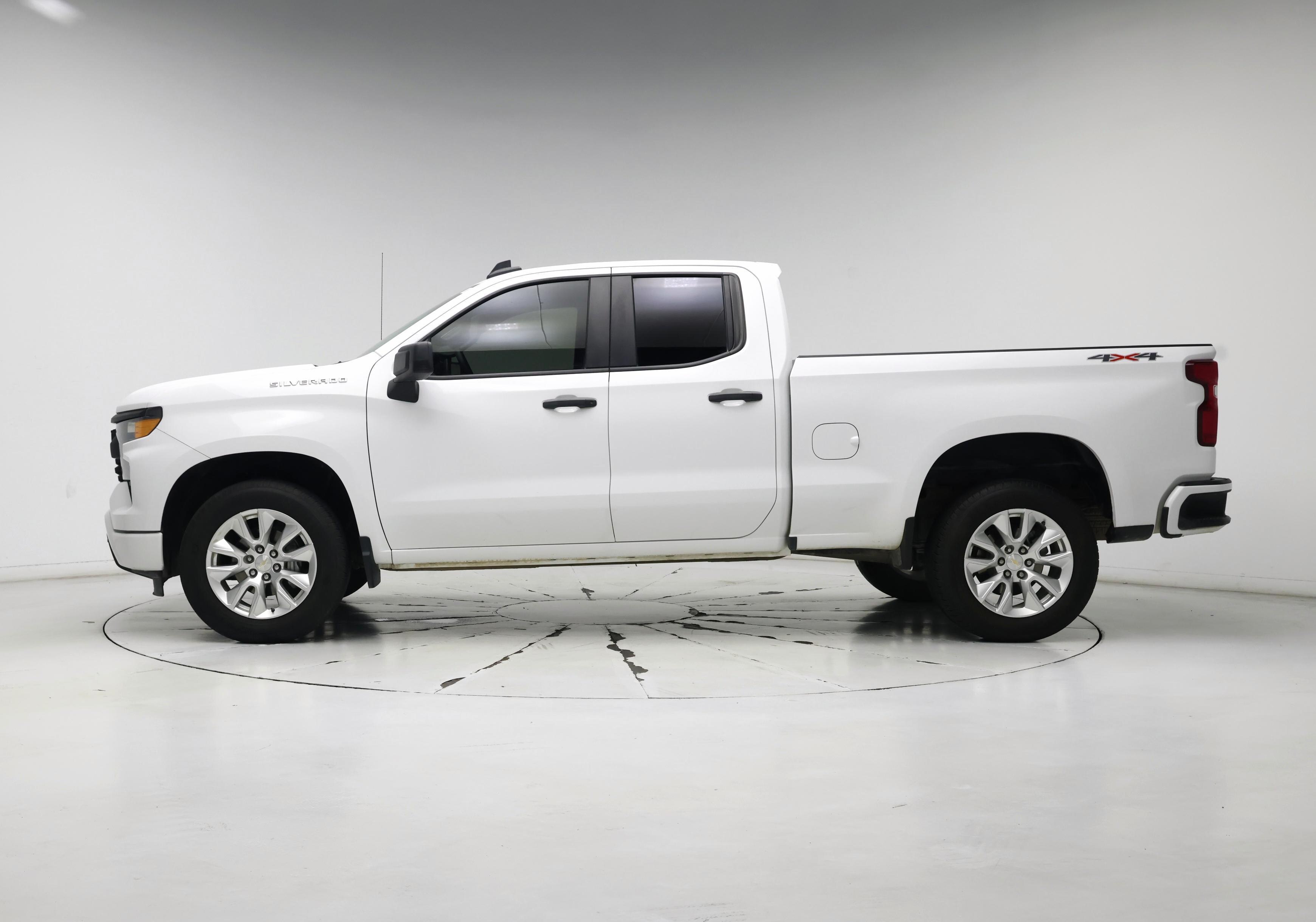 Thumbnail: 2023 Chevrolet Silverado 1500 - 3