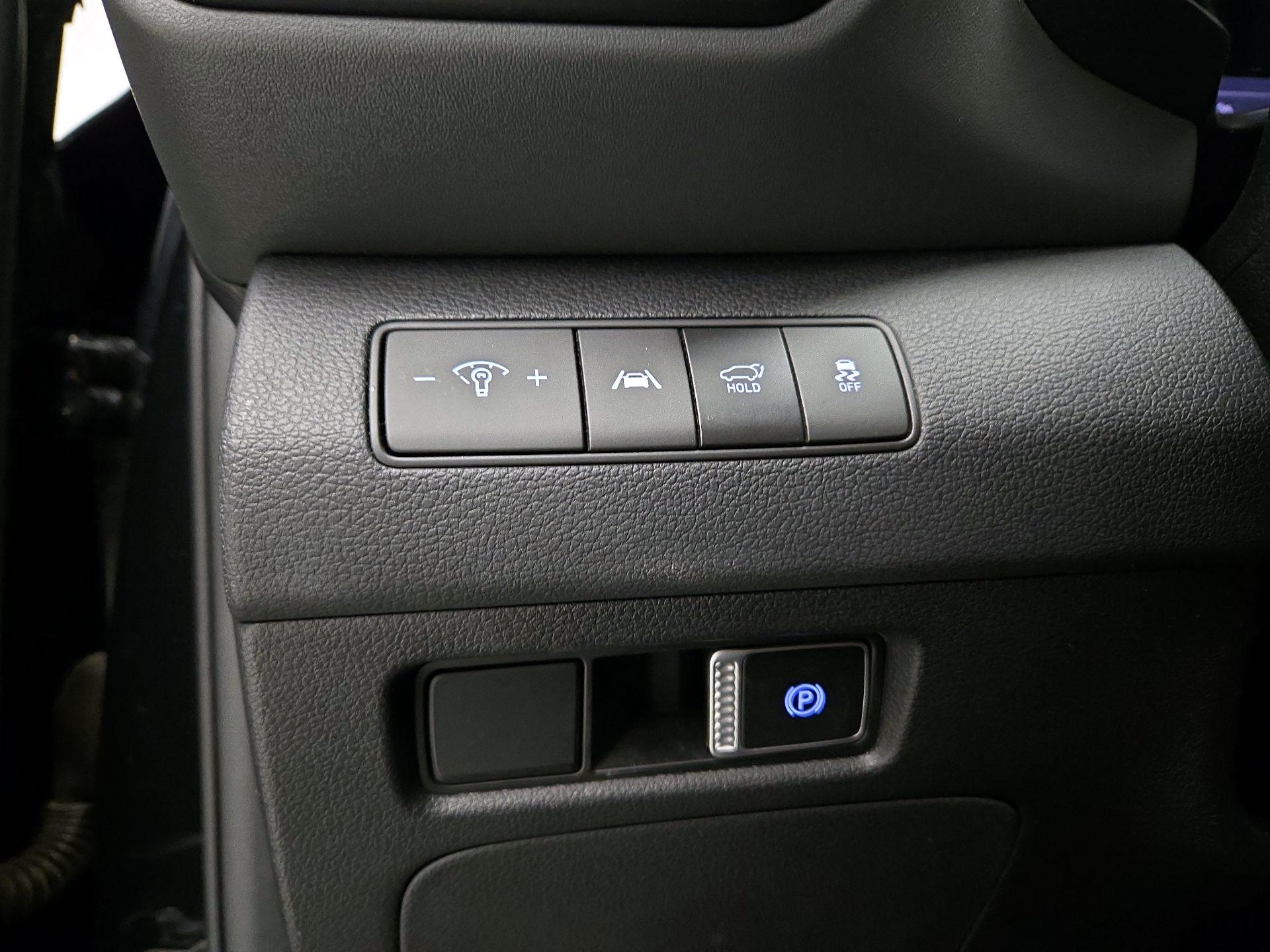 Thumbnail: 2023 Hyundai Santa Fe - 13