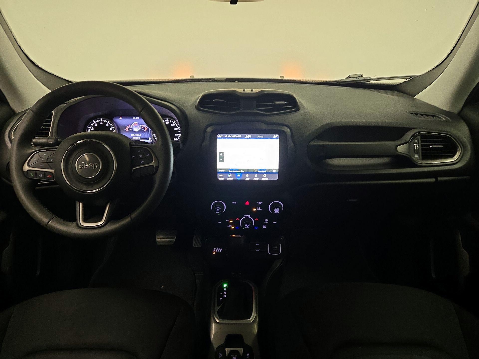 Thumbnail: 2022 Jeep Renegade - 9