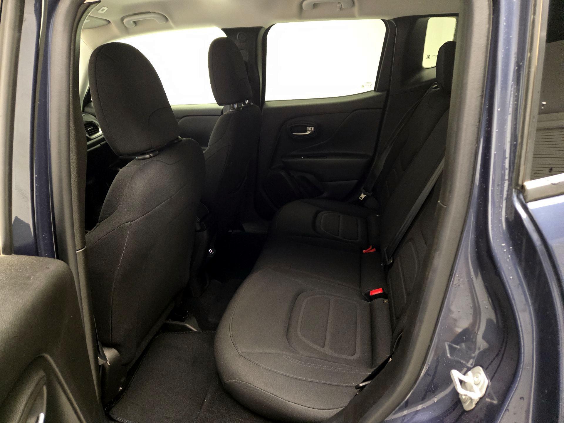 Thumbnail: 2022 Jeep Renegade - 20